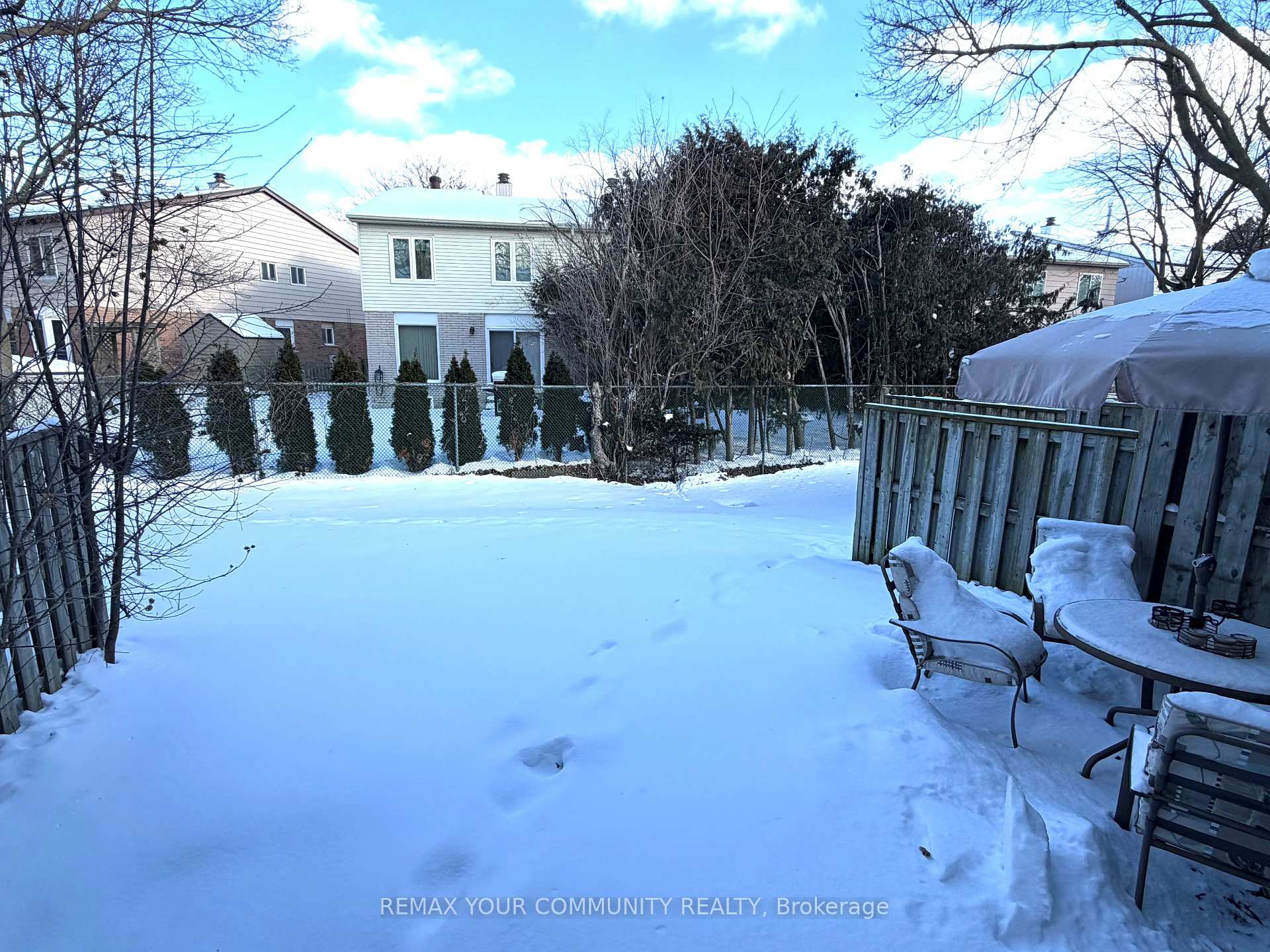 Photo 22 of 76 Knightsbridge Way, Markham, Markham Village — HOMEH