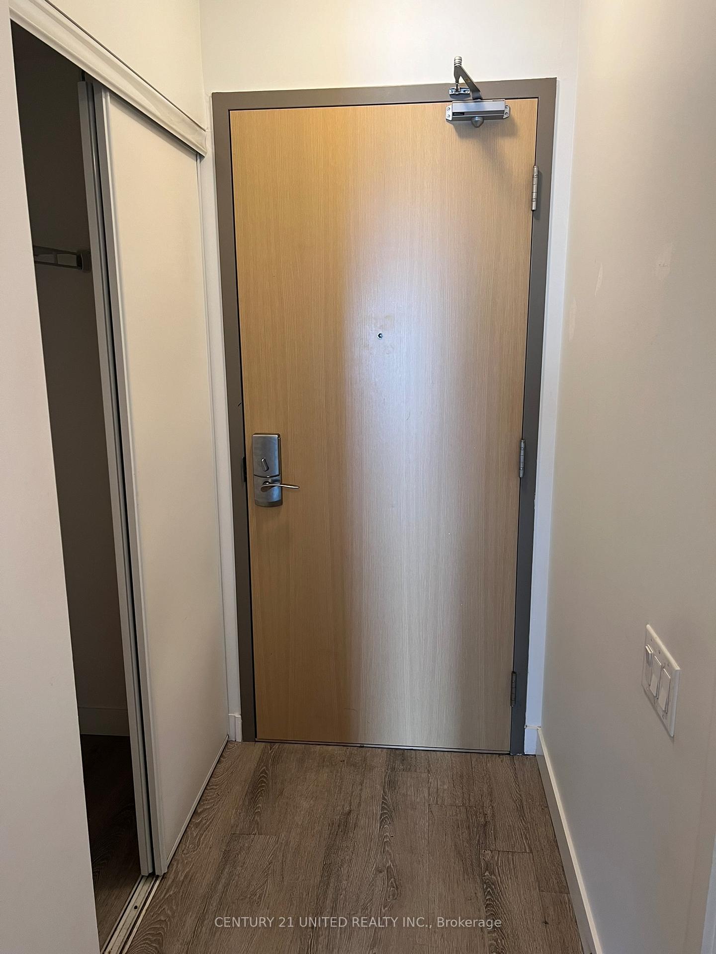 Photo 12 of Unit 711, 100 Bond Street E, Oshawa, Central — HOMEH
