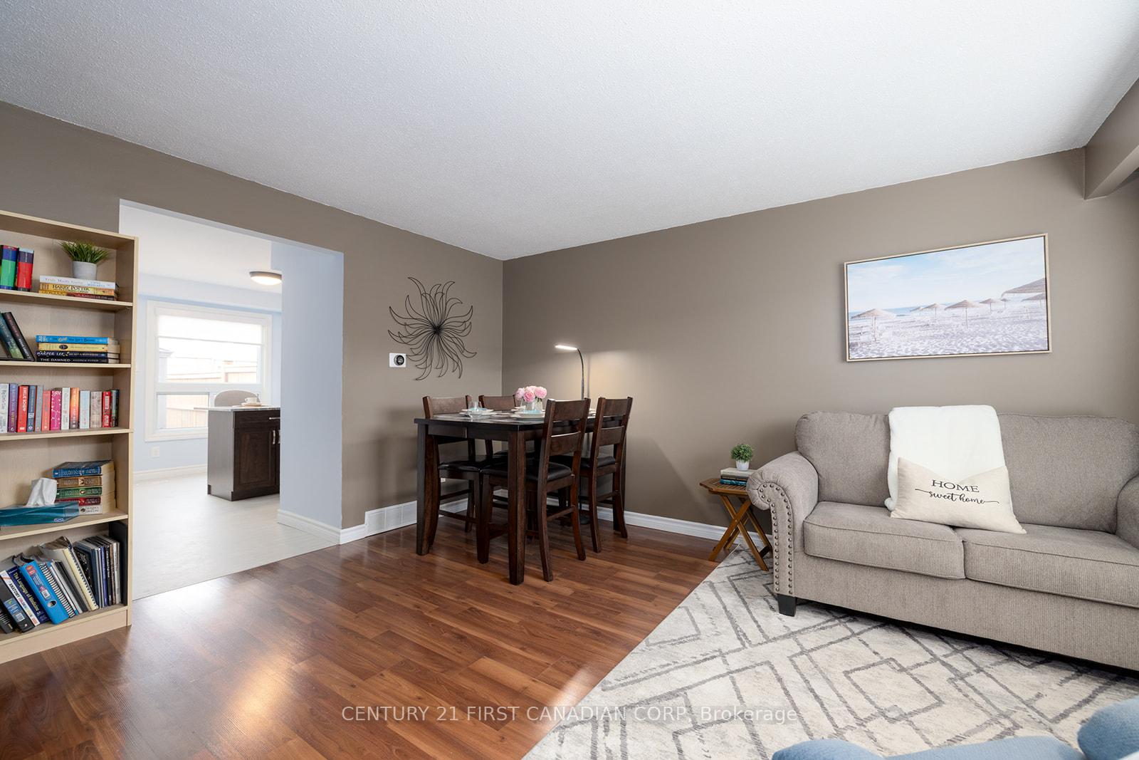 Photo 4 of Unit 82, 40 Tiffany Drive, London, East I — HOMEH