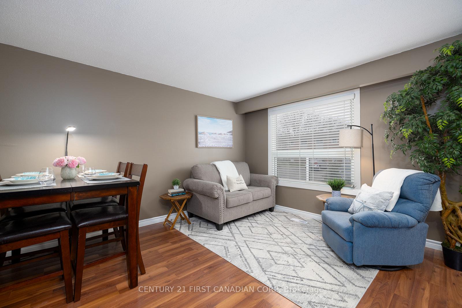 Photo 3 of Unit 82, 40 Tiffany Drive, London, East I — HOMEH