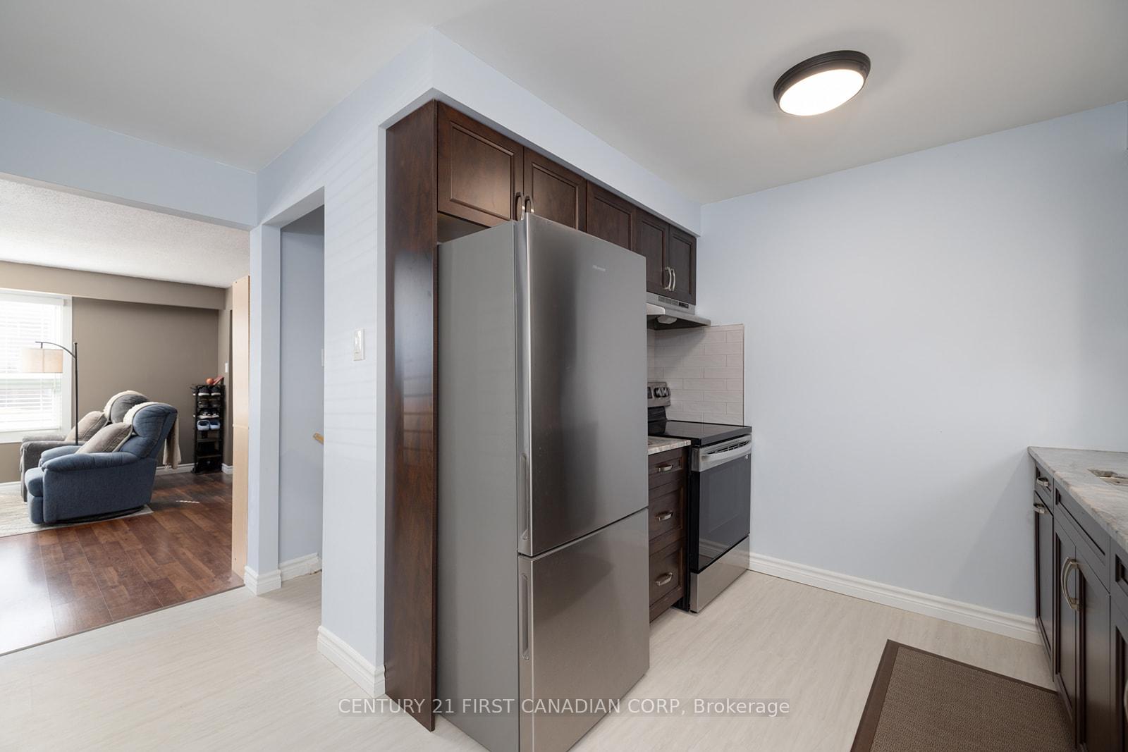 Photo 8 of Unit 82, 40 Tiffany Drive, London, East I — HOMEH
