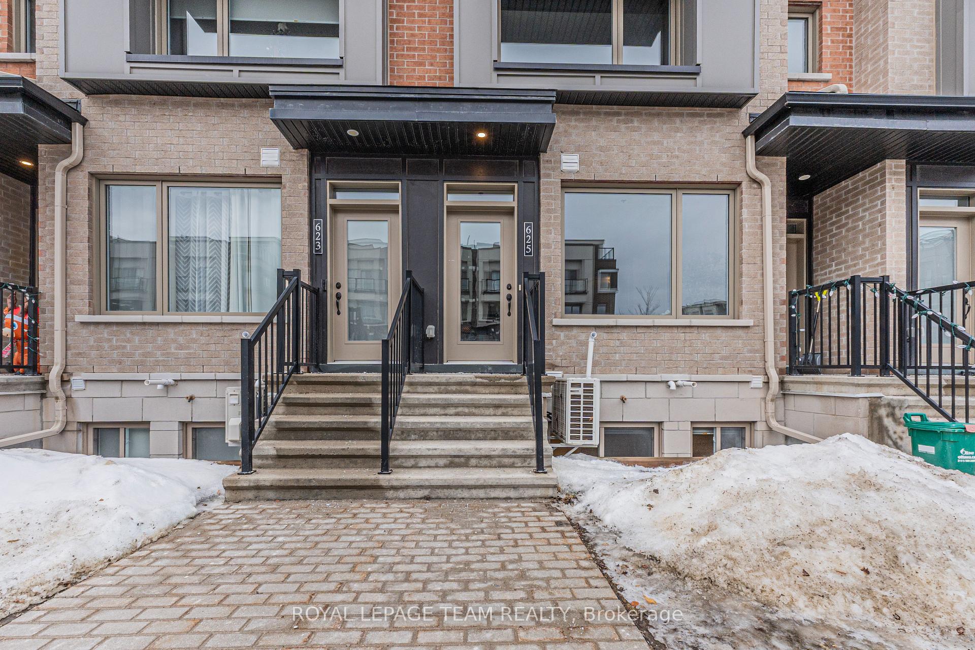 Photo 7 of 625 Makwa Private, Ottawa, CFB Rockcliffe and Area — HOMEH