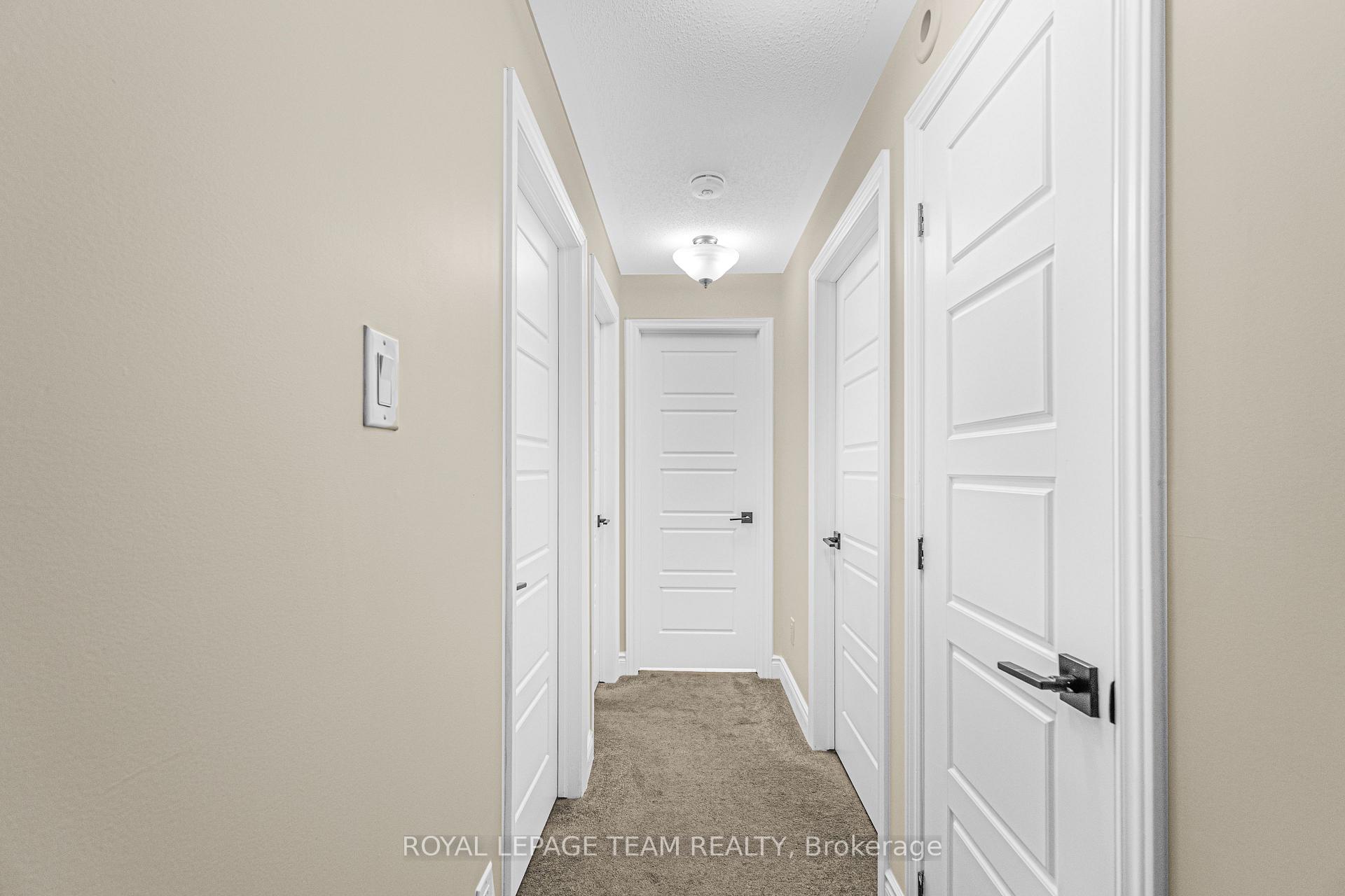 Photo 10 of 625 Makwa Private, Ottawa, CFB Rockcliffe and Area — HOMEH