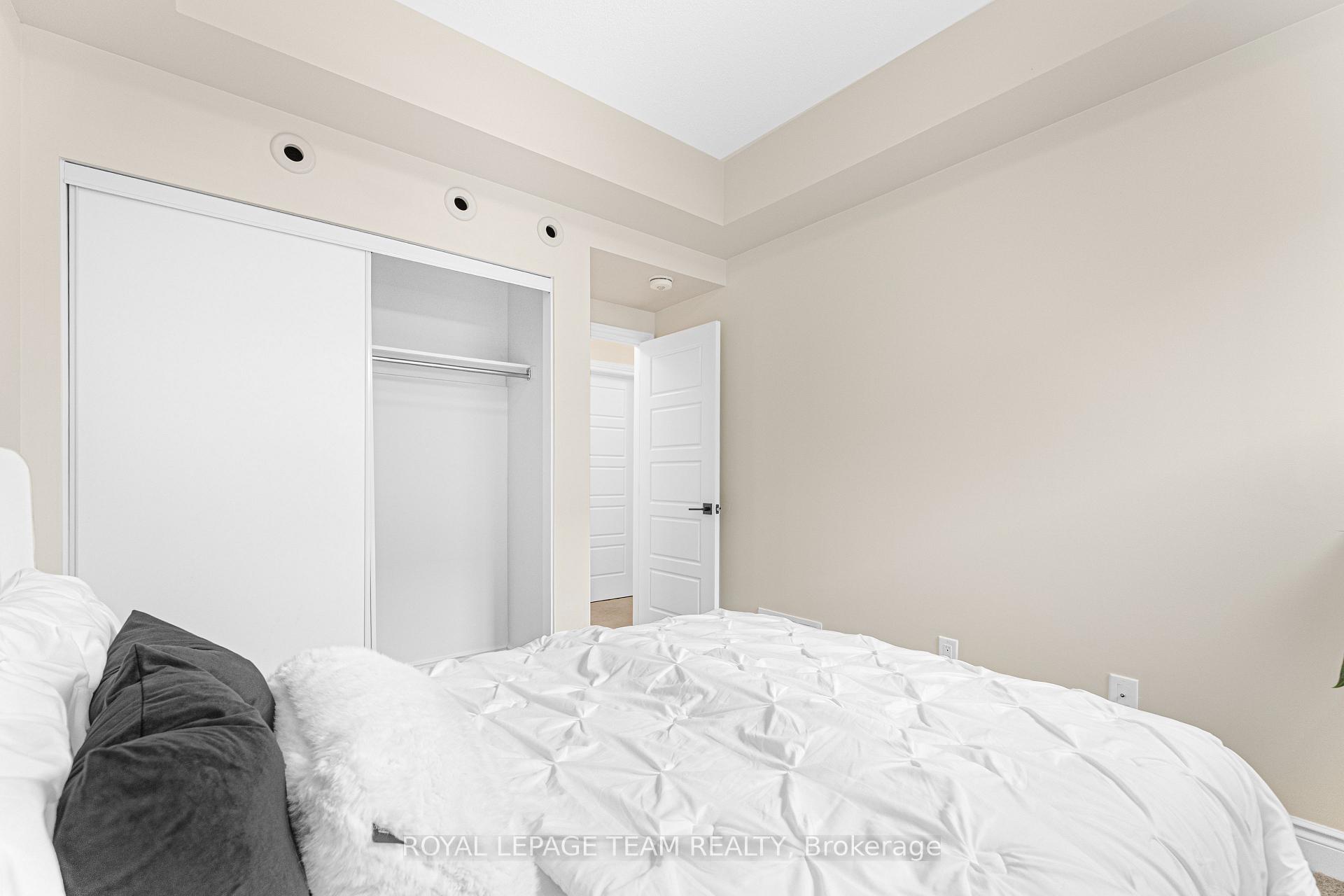 Photo 12 of 625 Makwa Private, Ottawa, CFB Rockcliffe and Area — HOMEH