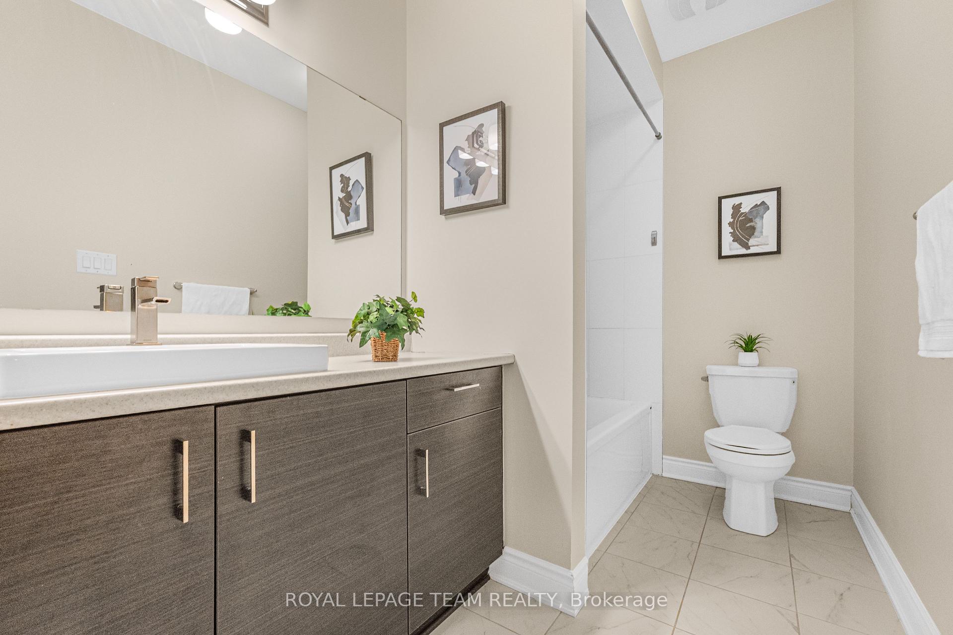 Photo 15 of 625 Makwa Private, Ottawa, CFB Rockcliffe and Area — HOMEH