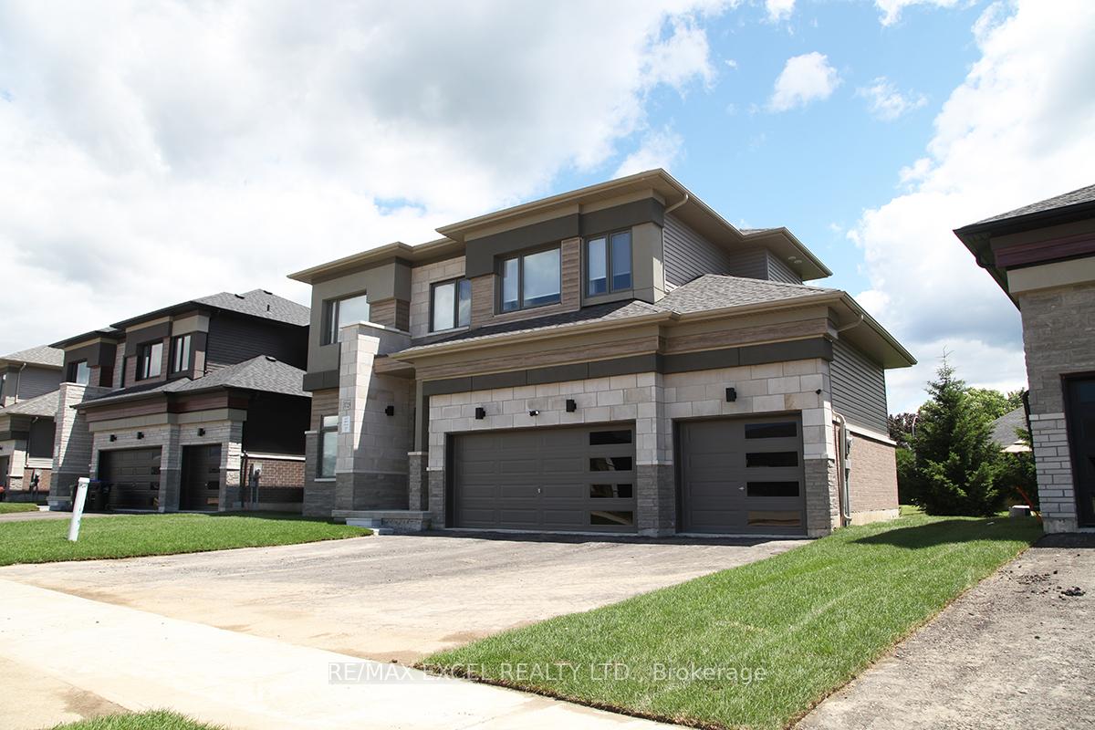 Photo 2 of Unit Main 3b, 3729 lakepoint Drive, Severn, West Shore — HOMEH
