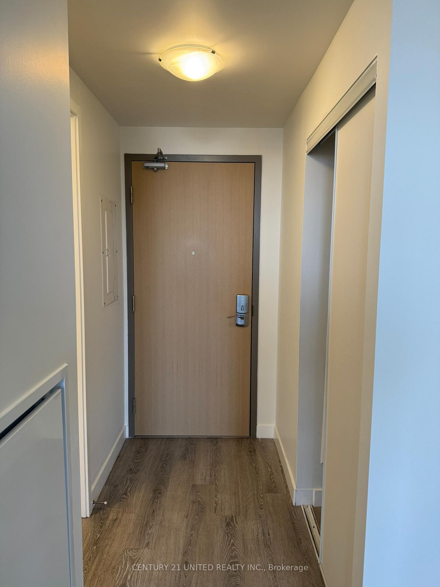 Photo 2 of Unit 324, 100 Bond Street E, Oshawa, Central — HOMEH