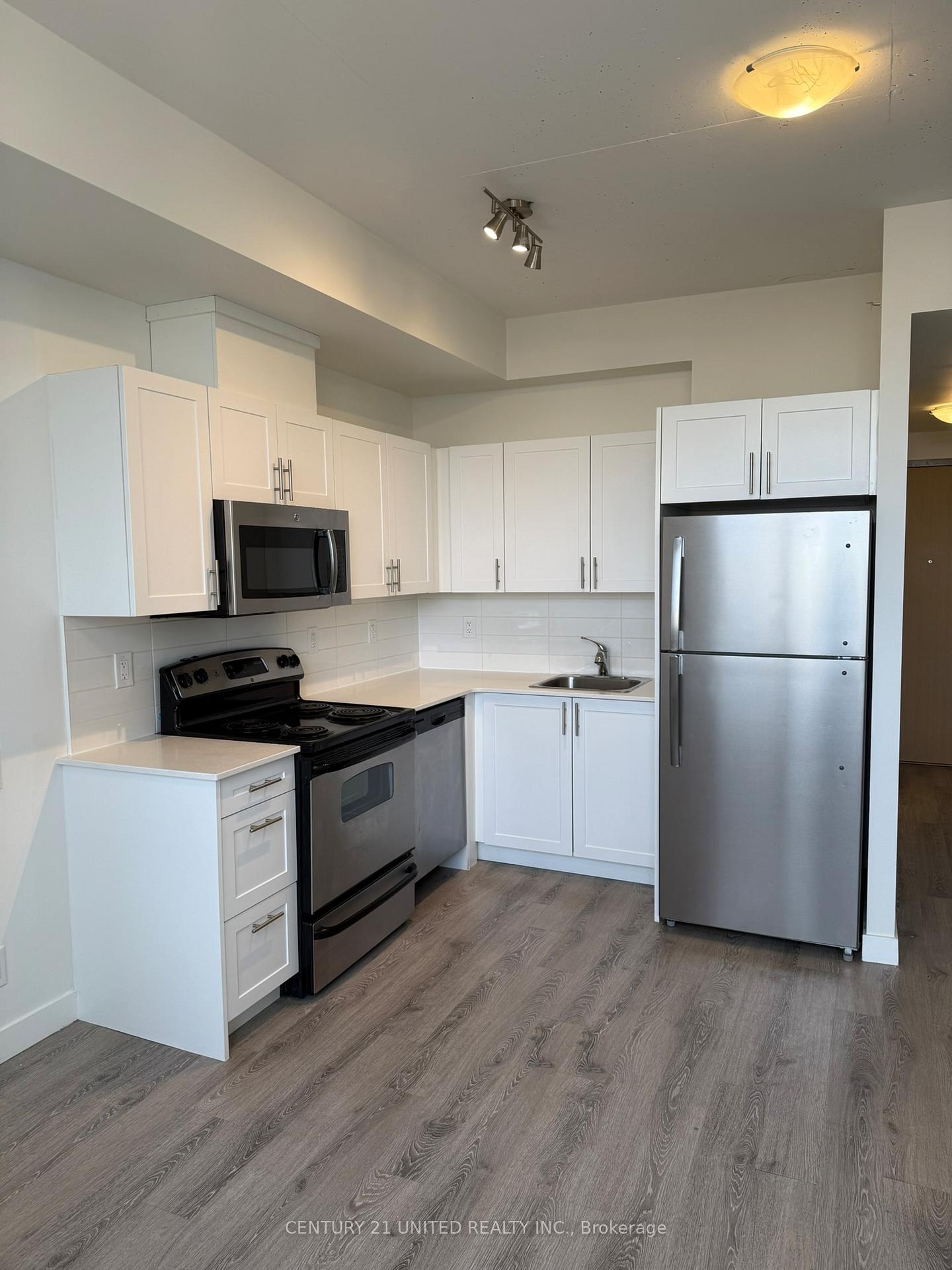 Photo 7 of Unit 324, 100 Bond Street E, Oshawa, Central — HOMEH