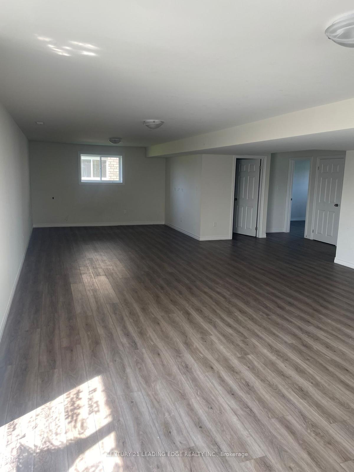 Photo 4 of Unit 1, 1045 Aspen Ridge Crescent, Lakeshore — HOMEH