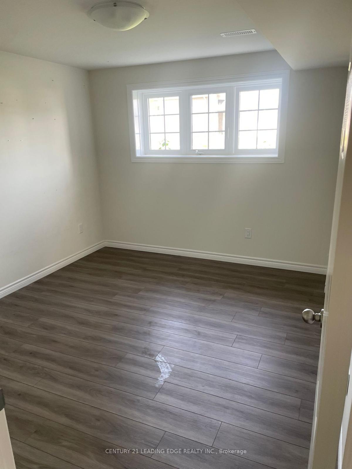 Photo 3 of Unit 1, 1045 Aspen Ridge Crescent, Lakeshore — HOMEH