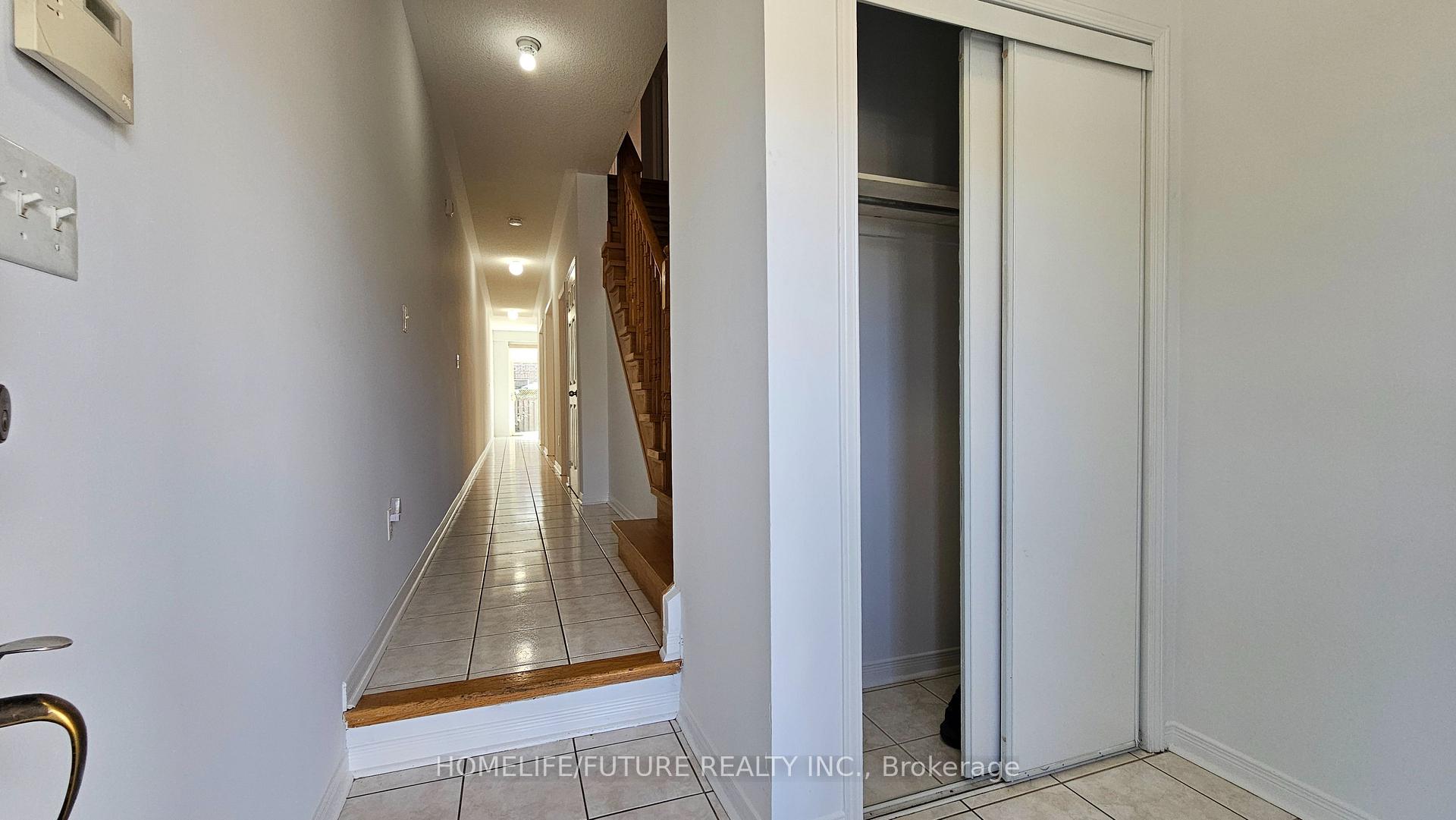 Photo 2 of Unit Main & 2 Flr, 107 Jack Monkman Crescent, Markham, Cedarwood — HOMEH