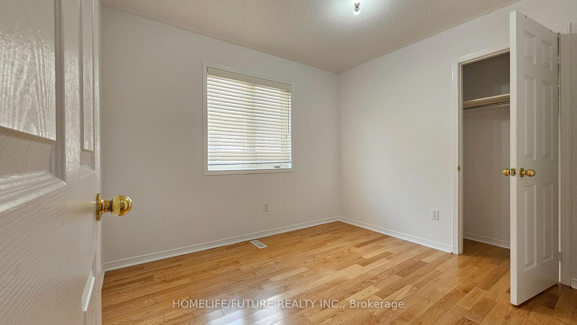Photo 12 of Unit Main & 2 Flr, 107 Jack Monkman Crescent, Markham, Cedarwood — HOMEH