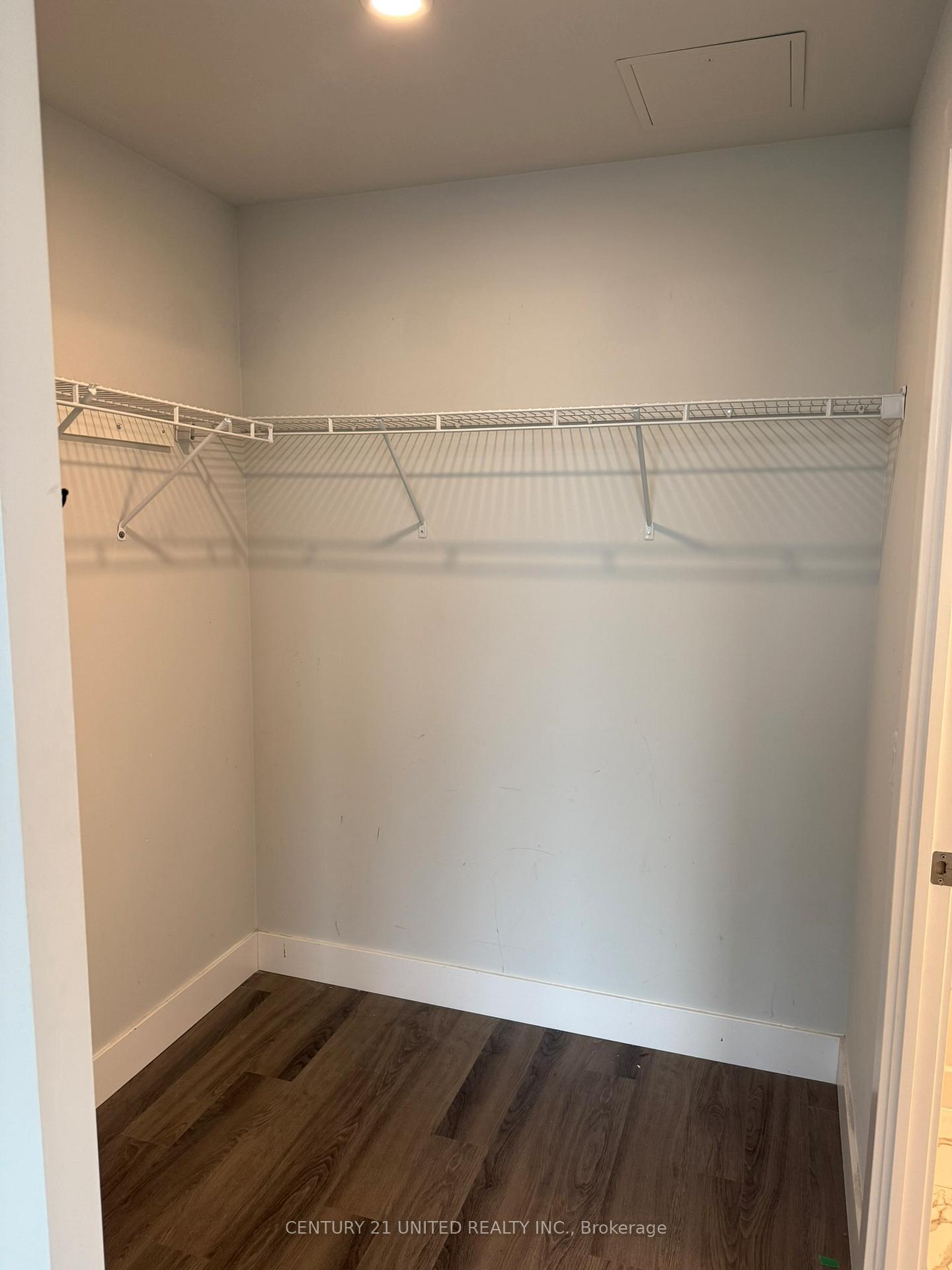 Photo 8 of Unit 815, 80 Bond Street E, Oshawa, Central — HOMEH