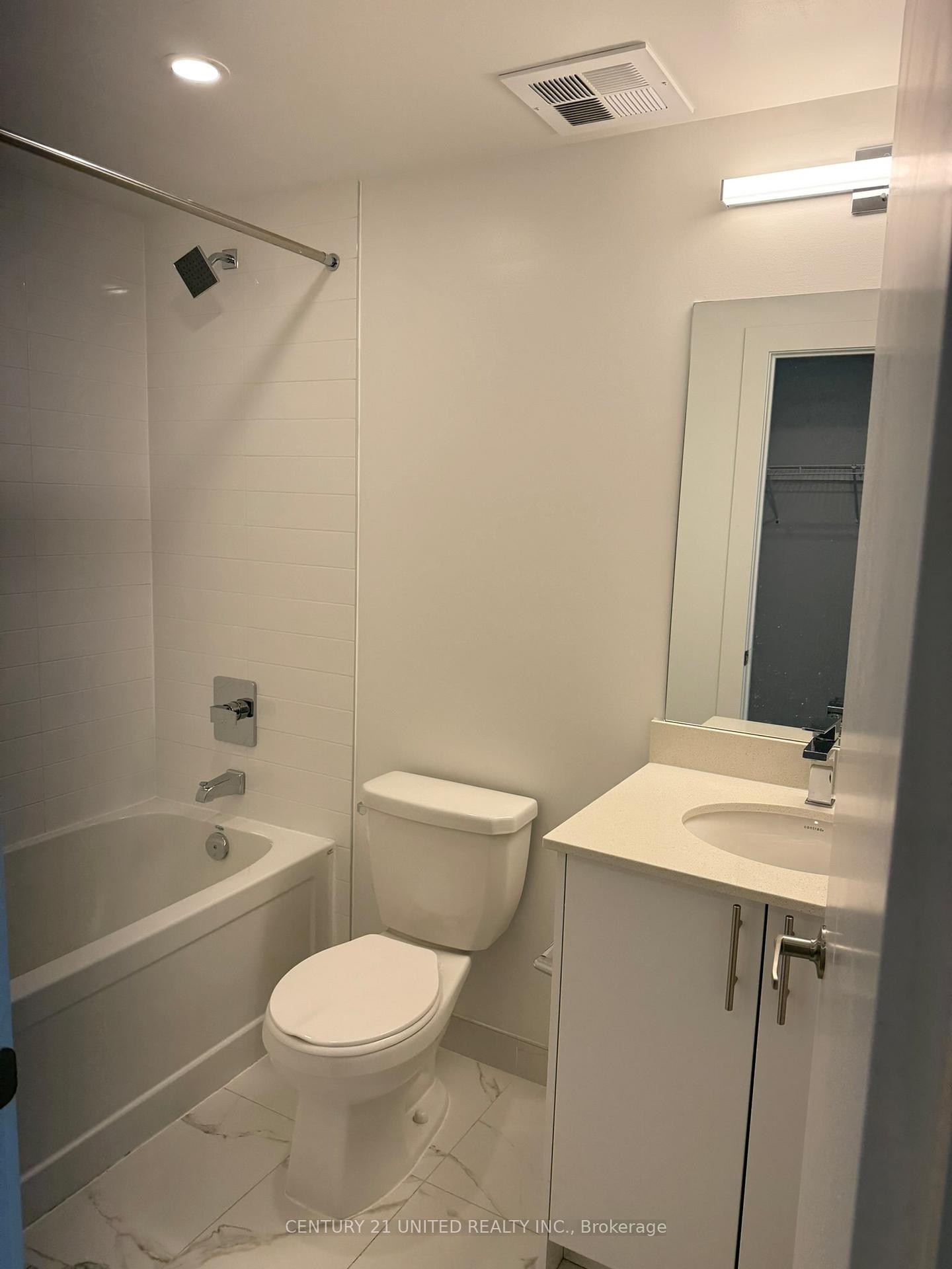 Photo 9 of Unit 815, 80 Bond Street E, Oshawa, Central — HOMEH