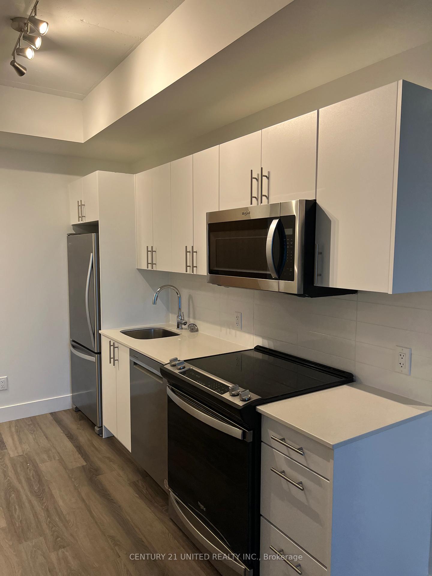 Photo 10 of Unit 1613, 80 Bond Street E, Oshawa, Central — HOMEH