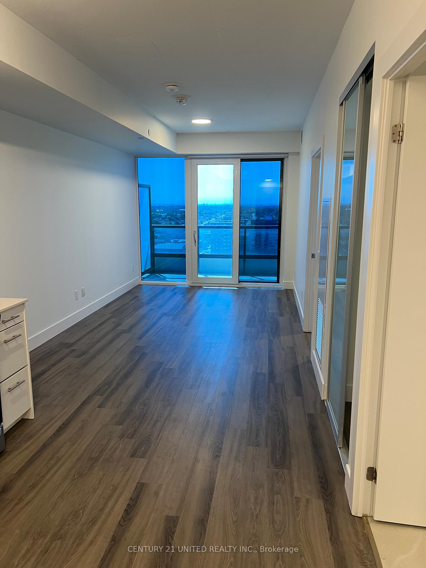 Photo 9 of Unit 1613, 80 Bond Street E, Oshawa, Central — HOMEH