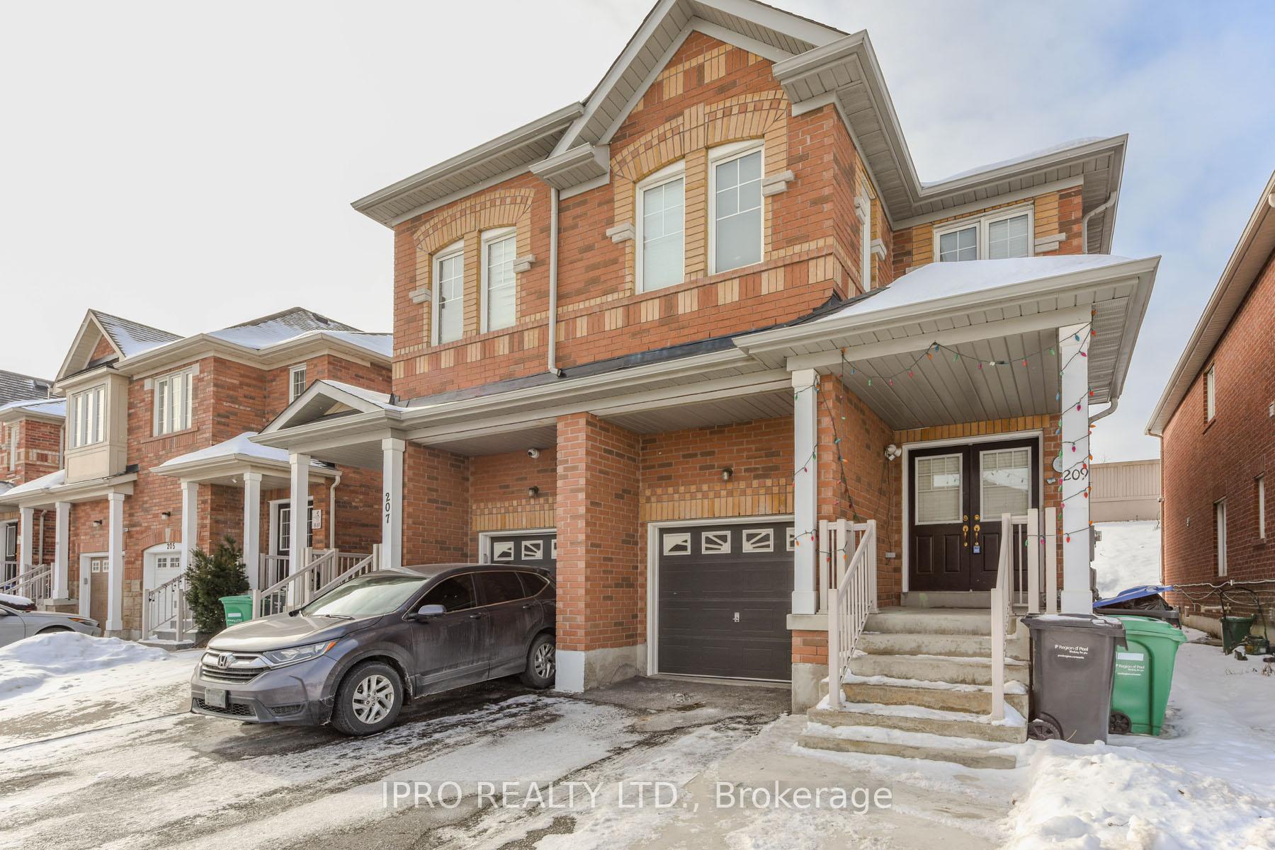 Photo 6 of Unit Mn&2nd, 209 Checkerberry Crescent, Brampton, Sandringham-Wellington — HOMEH