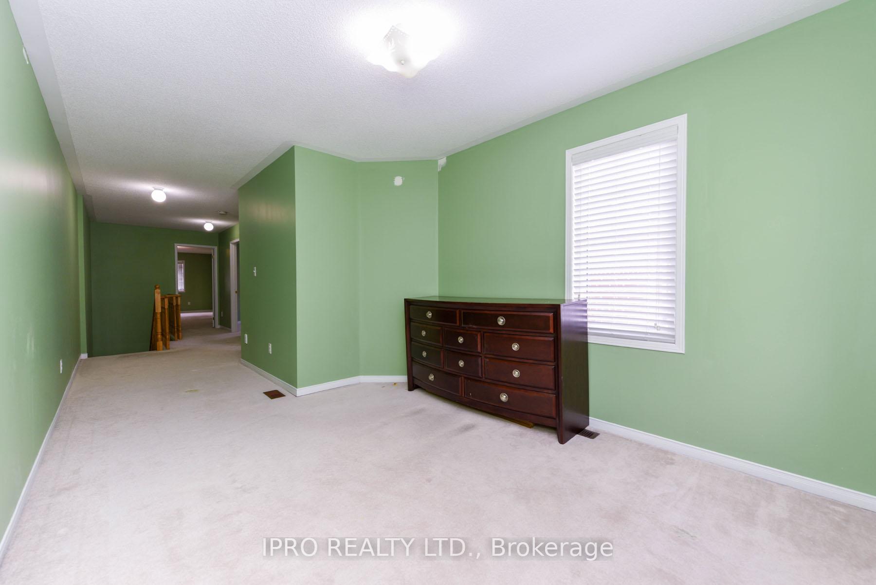 Photo 30 of Unit Mn&2nd, 209 Checkerberry Crescent, Brampton, Sandringham-Wellington — HOMEH