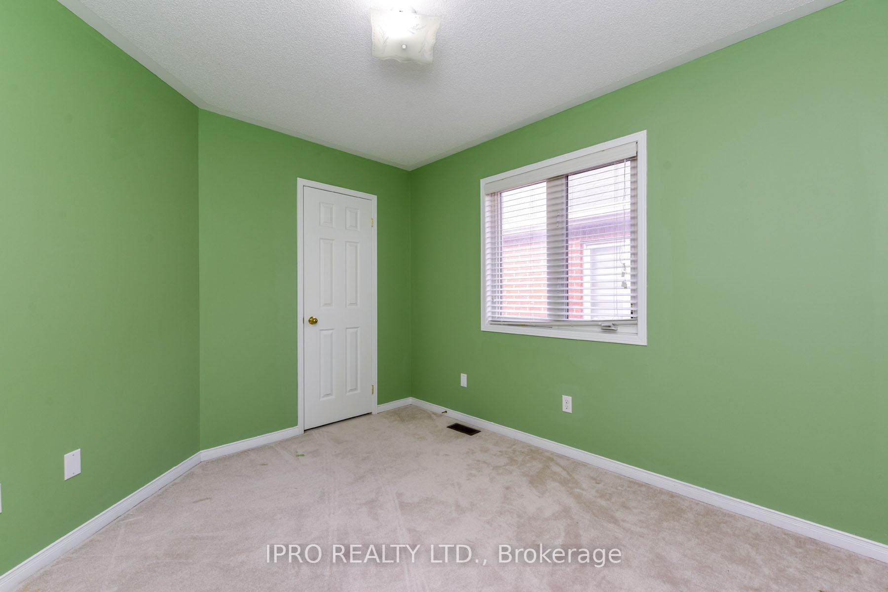 Photo 43 of Unit Mn&2nd, 209 Checkerberry Crescent, Brampton, Sandringham-Wellington — HOMEH