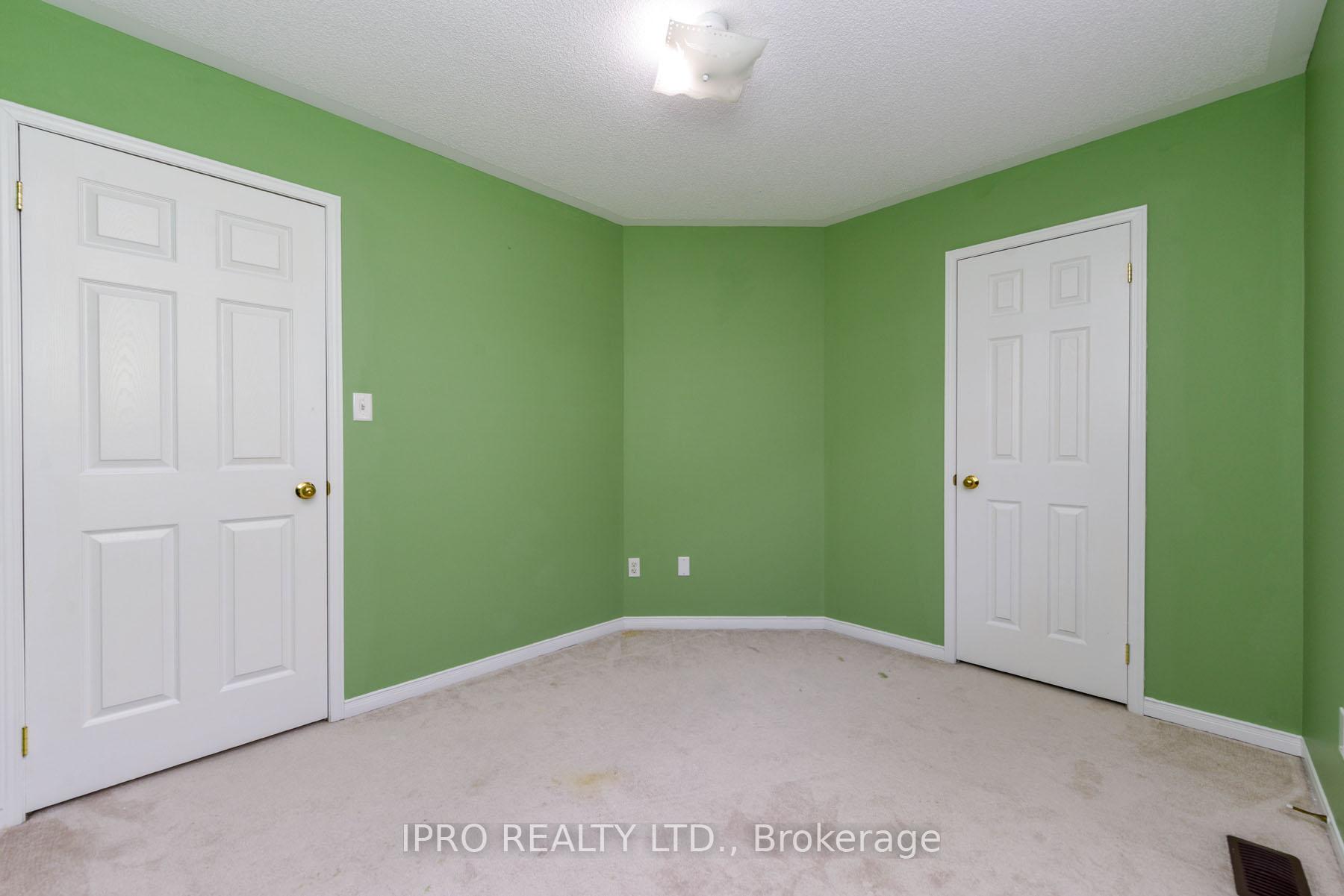 Photo 33 of Unit Mn&2nd, 209 Checkerberry Crescent, Brampton, Sandringham-Wellington — HOMEH