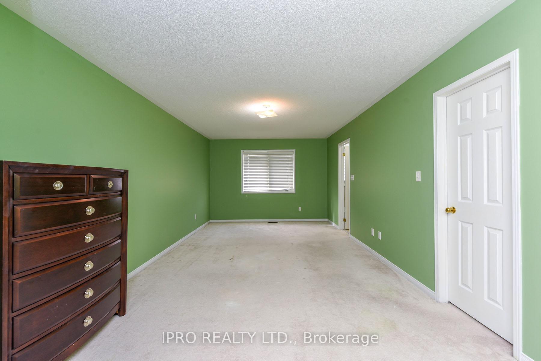 Photo 31 of Unit Mn&2nd, 209 Checkerberry Crescent, Brampton, Sandringham-Wellington — HOMEH