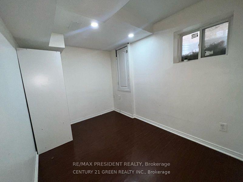 Photo 8 of Unit Bsmt, 190 Brisdale Drive, Brampton, Fletcher's Meadow — HOMEH