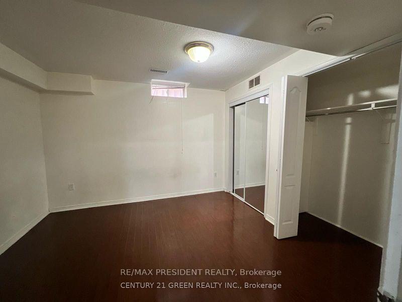 Photo 5 of Unit Bsmt, 190 Brisdale Drive, Brampton, Fletcher's Meadow — HOMEH