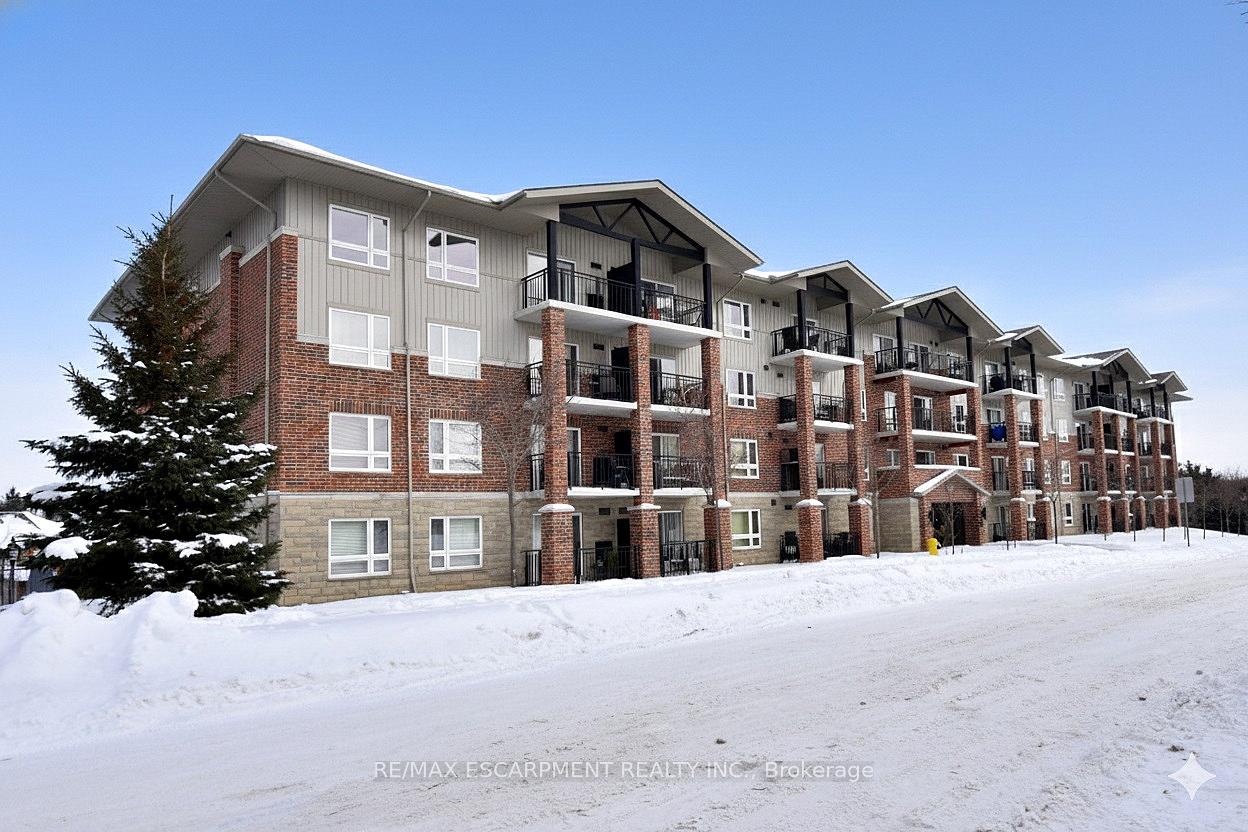 Front of Unit 107, 505 Margaret Street