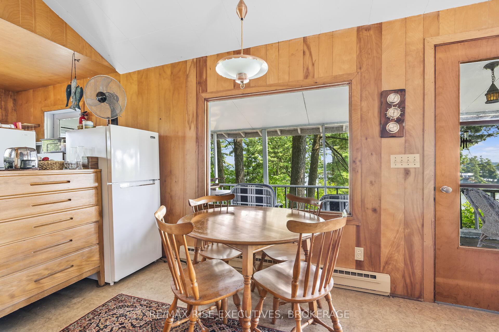 Photo 9 of 1326 Ridge Lane, Frontenac, Frontenac South — HOMEH