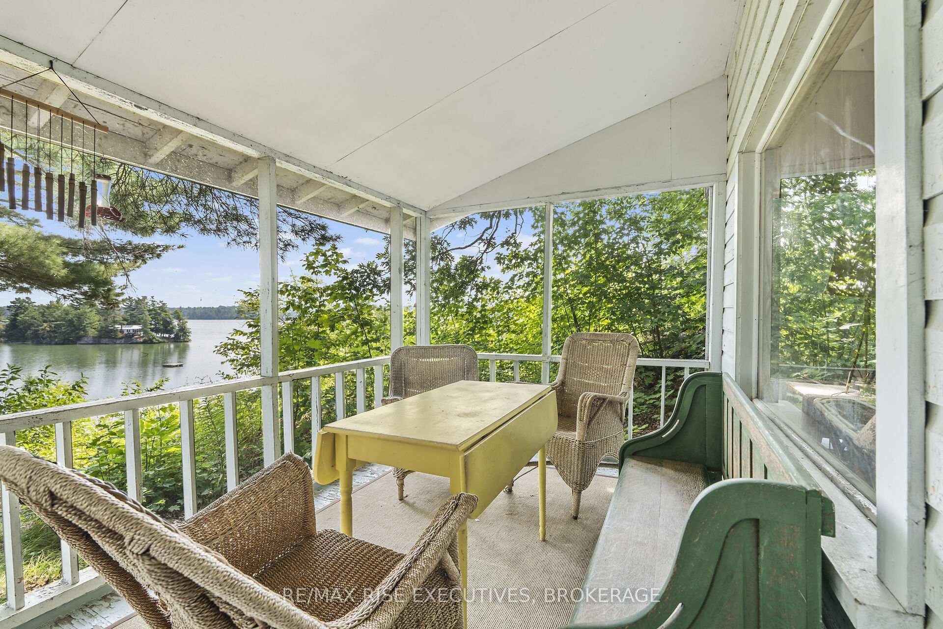Photo 16 of 1326 Ridge Lane, Frontenac, Frontenac South — HOMEH
