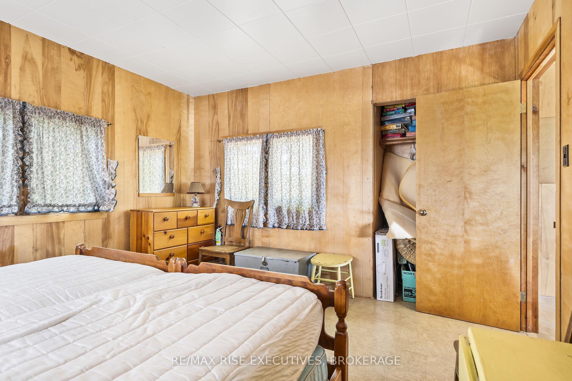 Photo 20 of 1326 Ridge Lane, Frontenac, Frontenac South — HOMEH