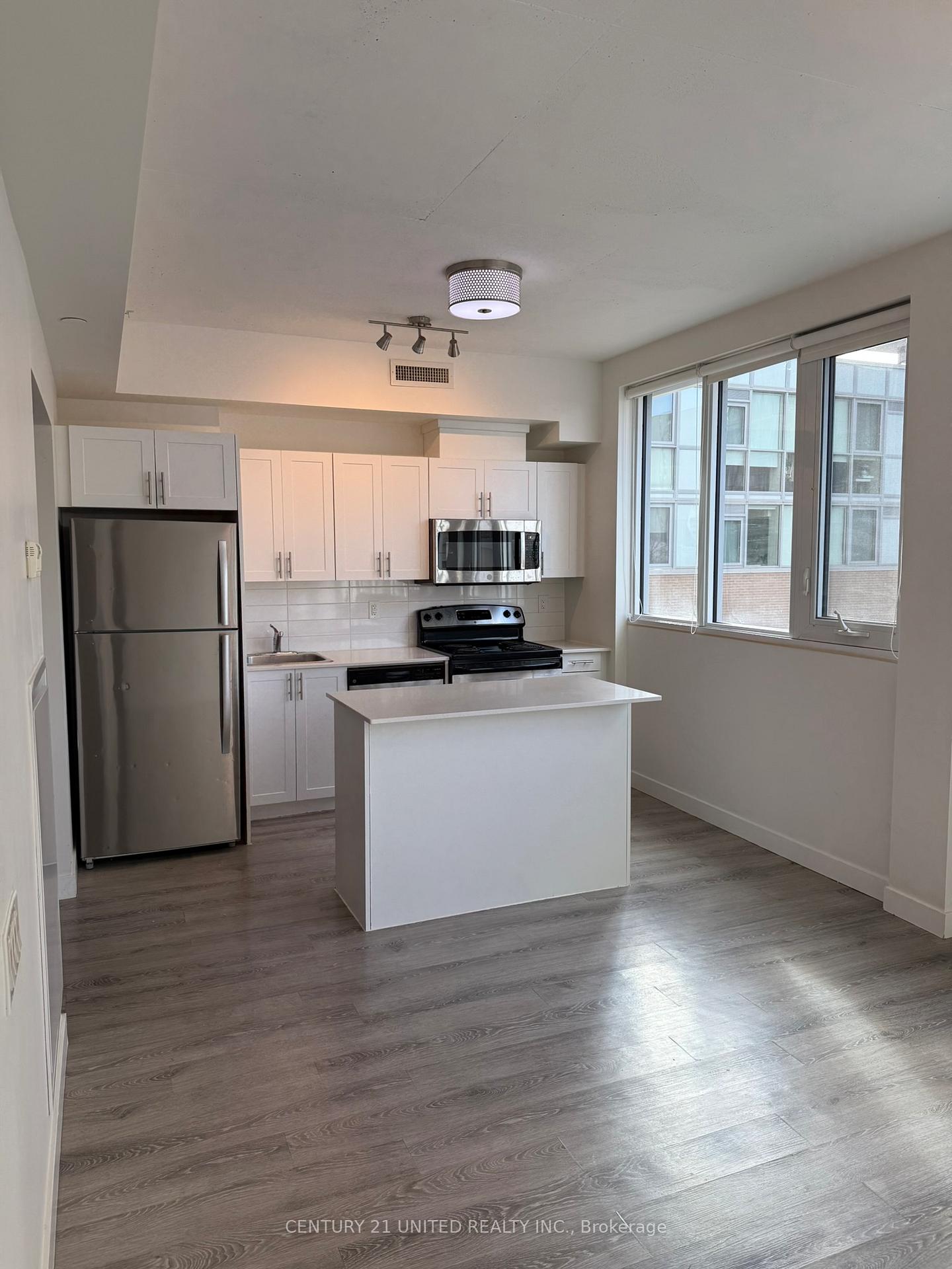 Photo 8 of Unit 301, 100 Bond Street E, Oshawa, Central — HOMEH