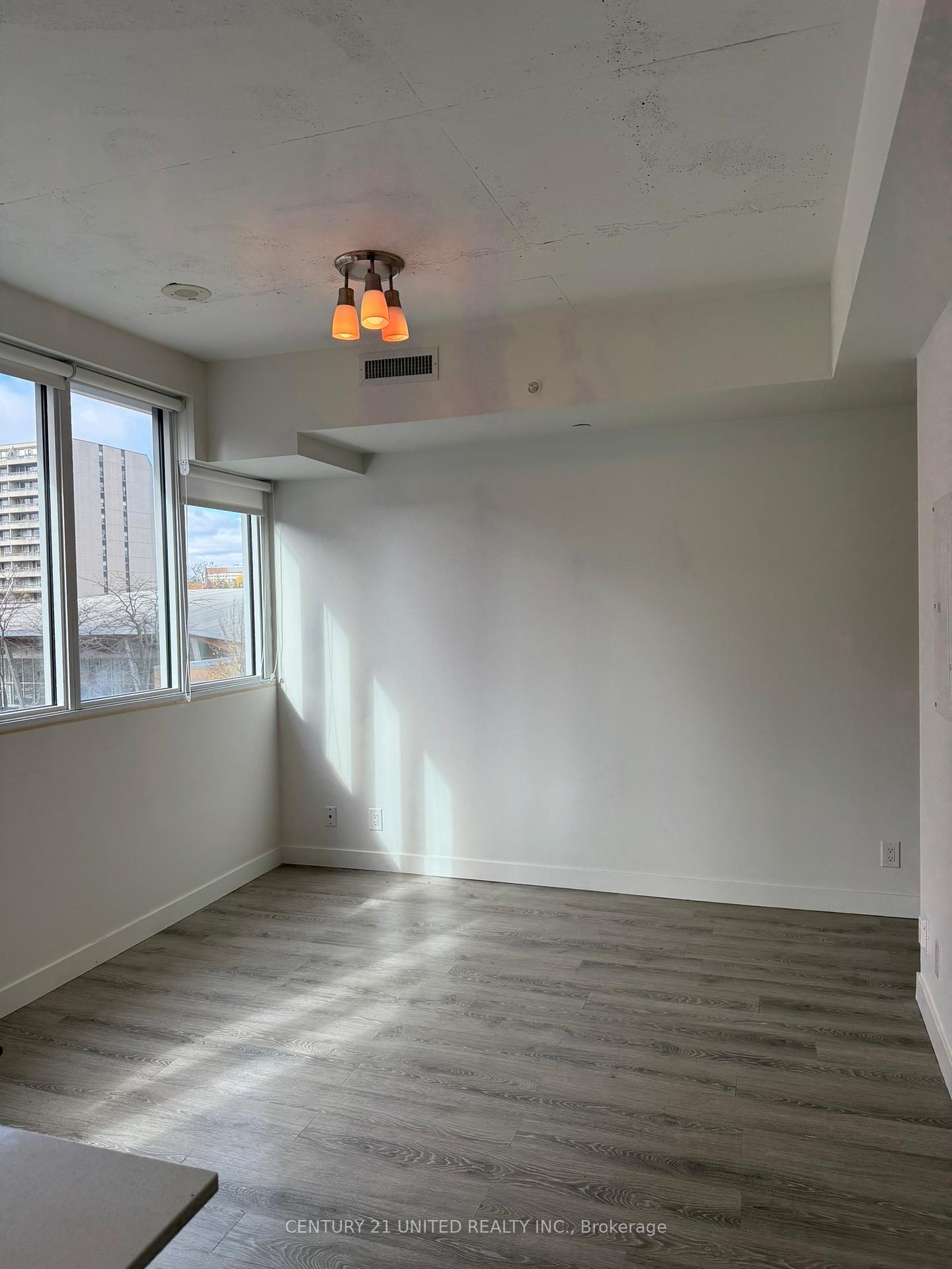 Photo 12 of Unit 301, 100 Bond Street E, Oshawa, Central — HOMEH