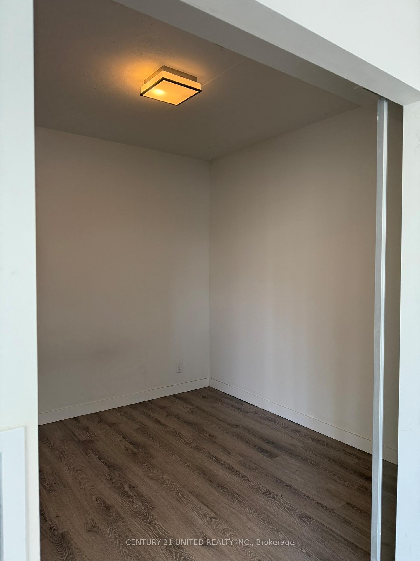 Photo 11 of Unit 301, 100 Bond Street E, Oshawa, Central — HOMEH