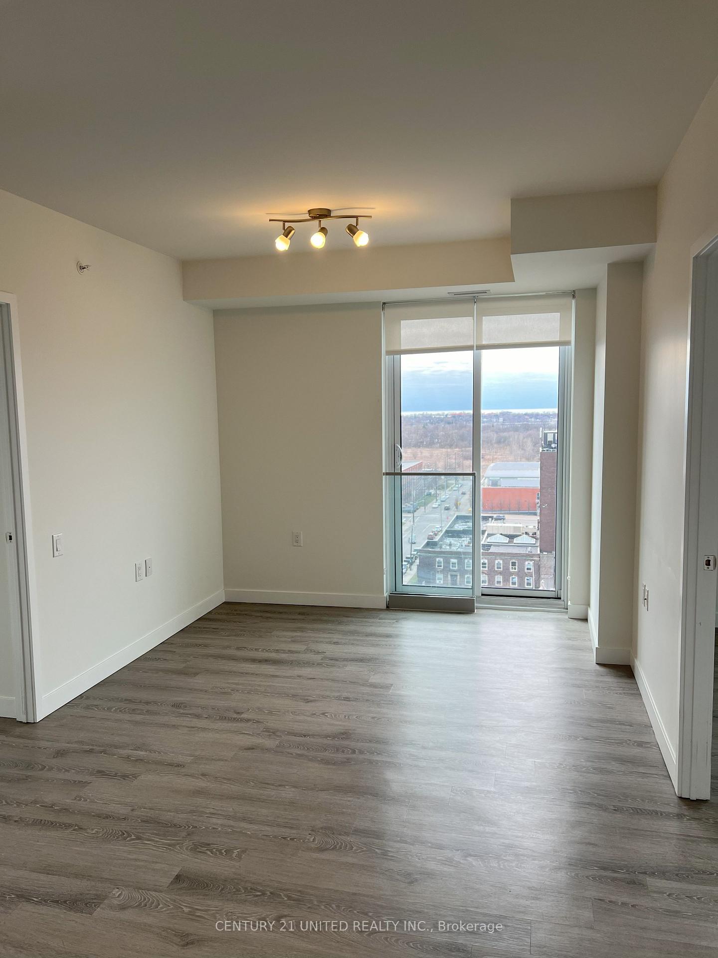 Photo 13 of Unit 1214, 100 Bond Street E, Oshawa, Central — HOMEH