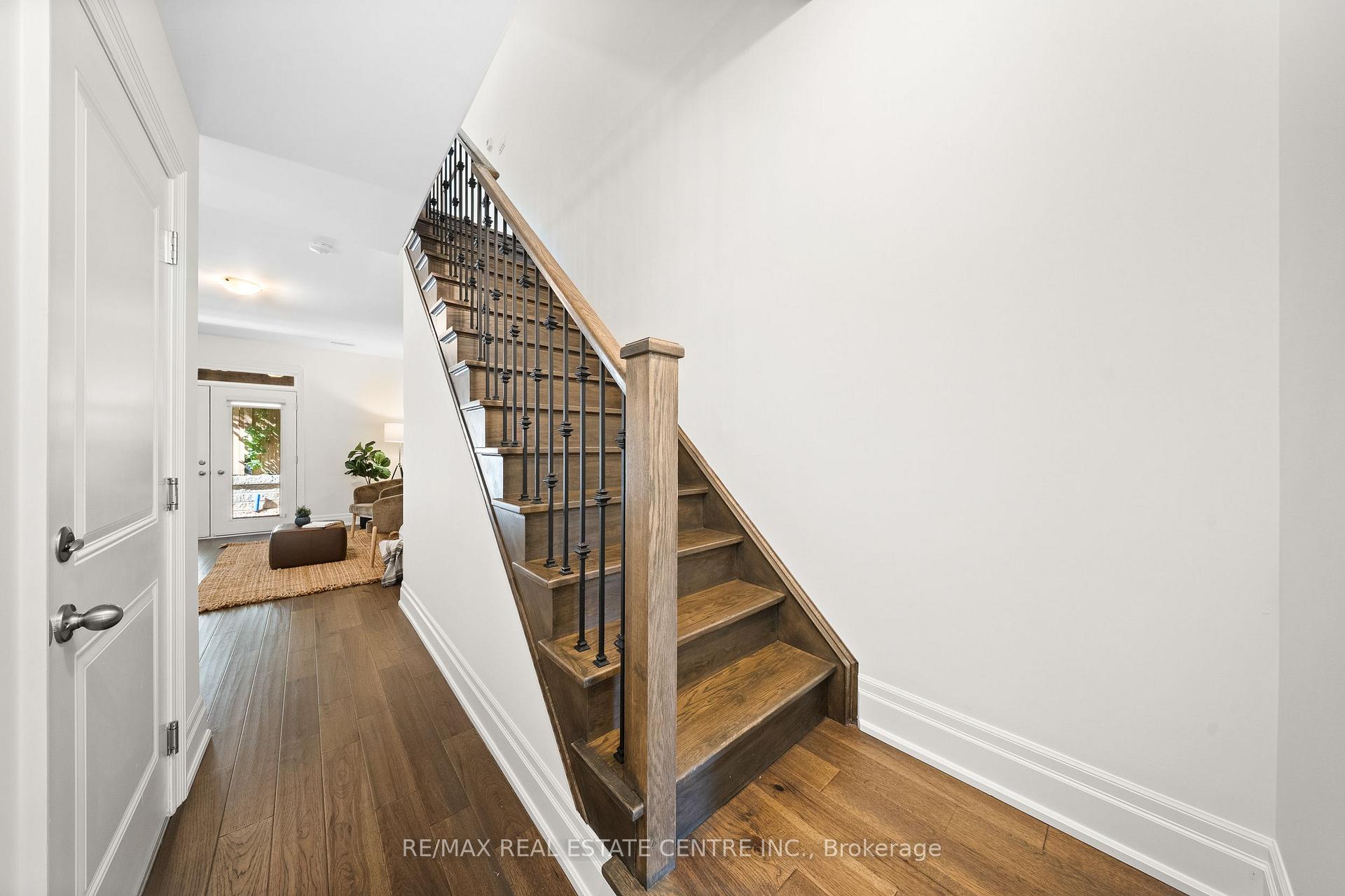Photo 3 of Unit 7, 111 Wilson Street E, Hamilton, Ancaster — HOMEH