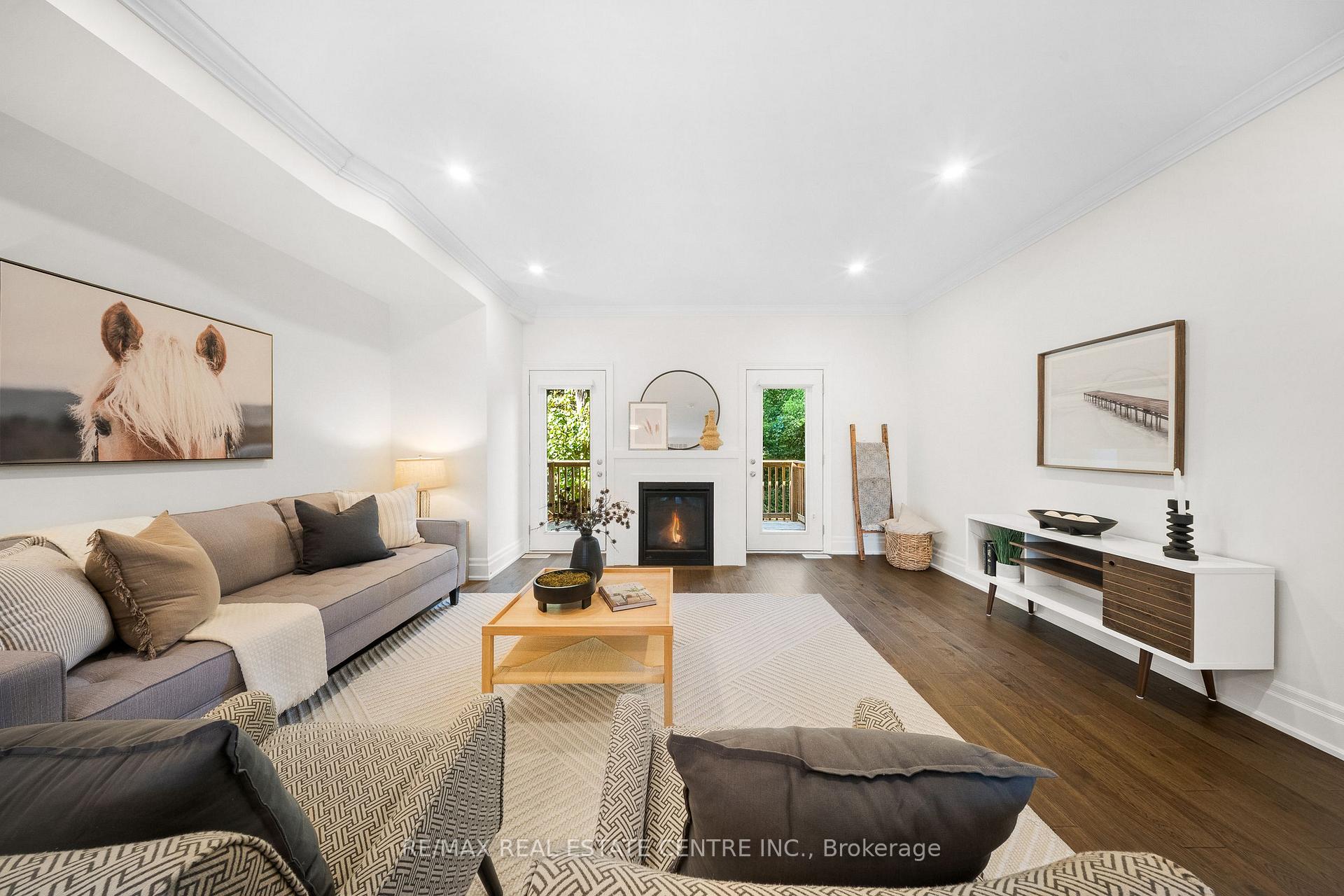 Photo 12 of Unit 7, 111 Wilson Street E, Hamilton, Ancaster — HOMEH