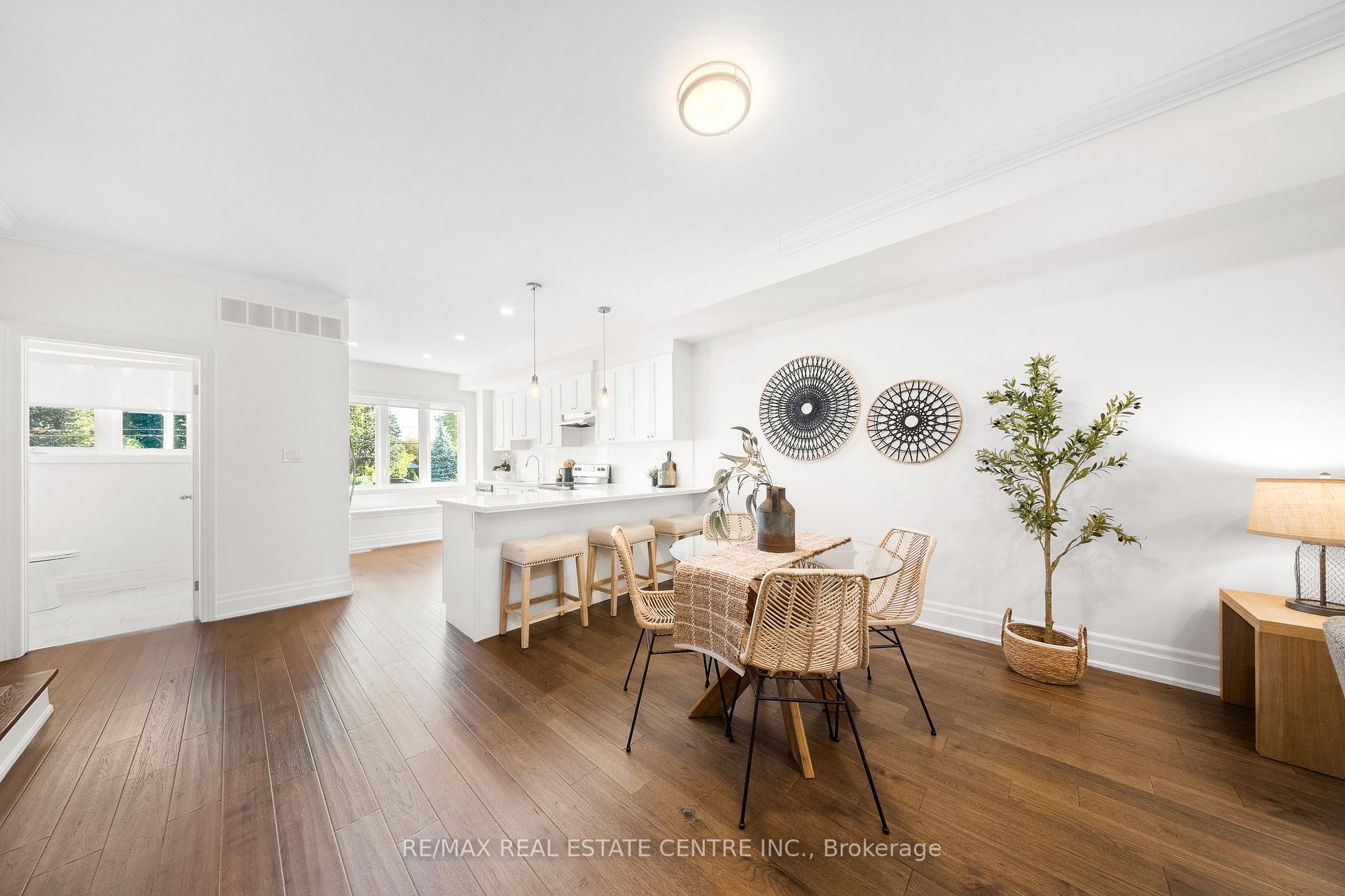 Photo 13 of Unit 7, 111 Wilson Street E, Hamilton, Ancaster — HOMEH