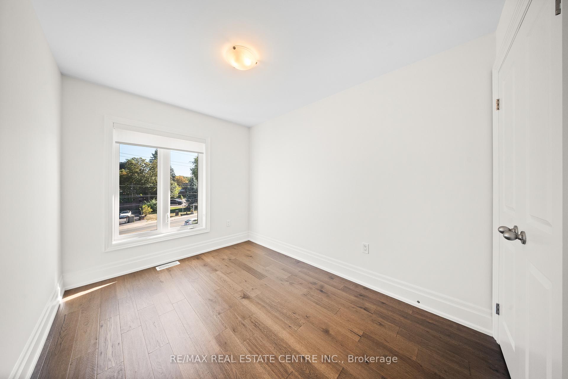 Photo 26 of Unit 7, 111 Wilson Street E, Hamilton, Ancaster — HOMEH