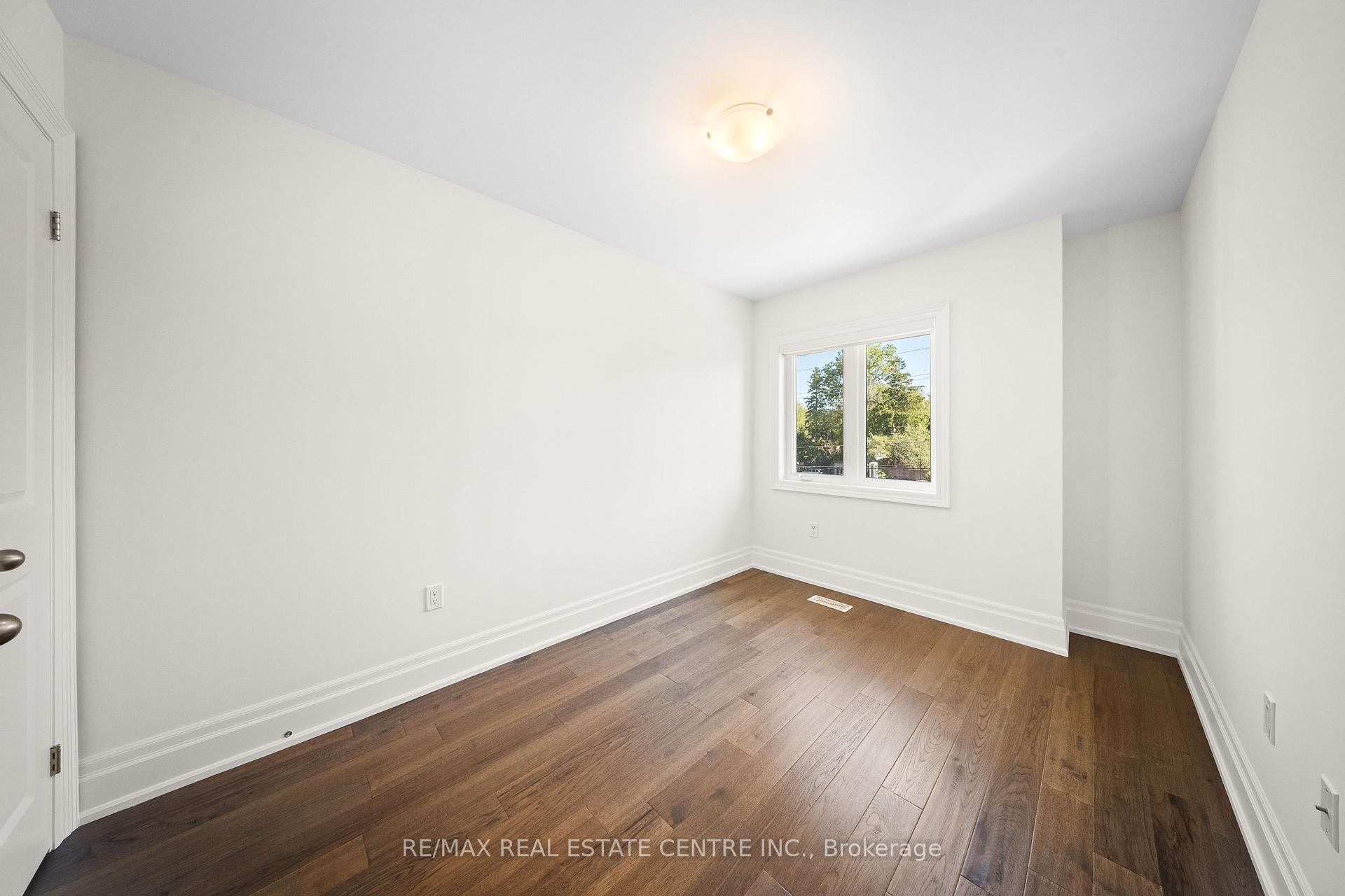 Photo 47 of Unit 7, 111 Wilson Street E, Hamilton, Ancaster — HOMEH