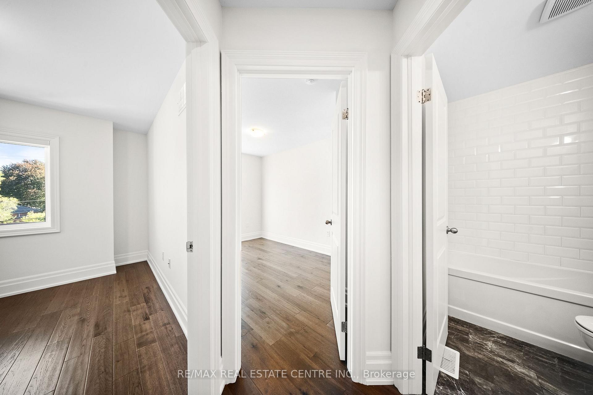 Photo 32 of Unit 7, 111 Wilson Street E, Hamilton, Ancaster — HOMEH