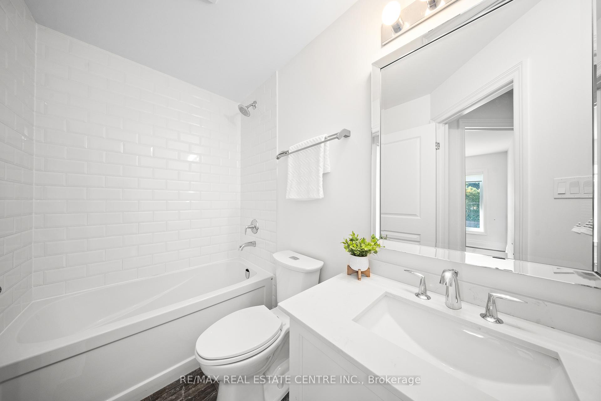 Photo 18 of Unit 7, 111 Wilson Street E, Hamilton, Ancaster — HOMEH