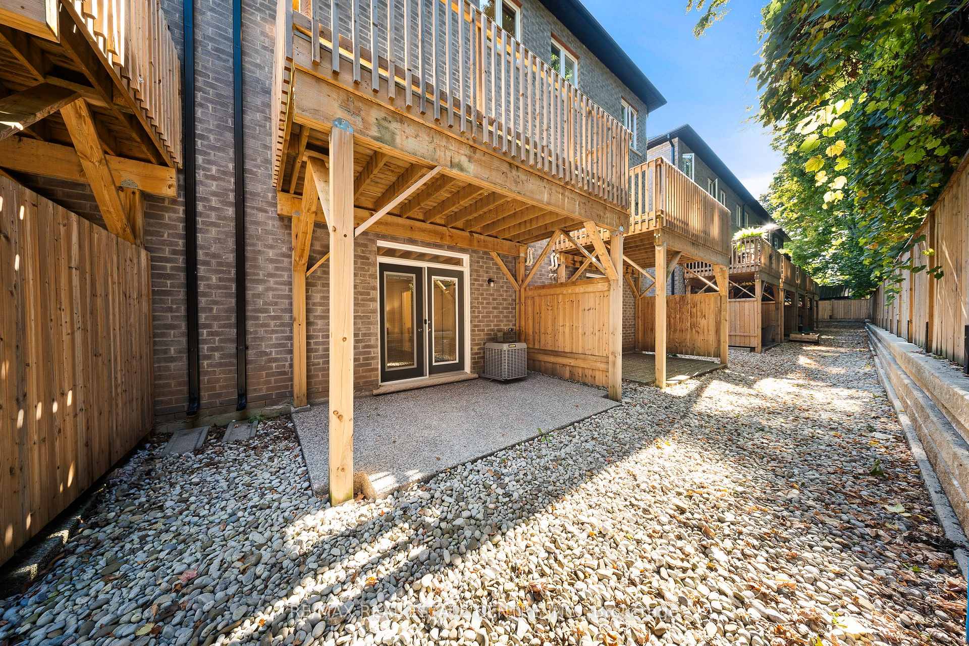 Photo 39 of Unit 7, 111 Wilson Street E, Hamilton, Ancaster — HOMEH