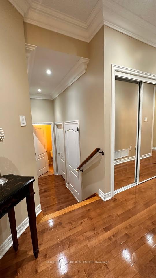 Photo 11 of Unit Upper Floor, 33 Crystal Glen Crescent, Brampton, Credit Valley — HOMEH