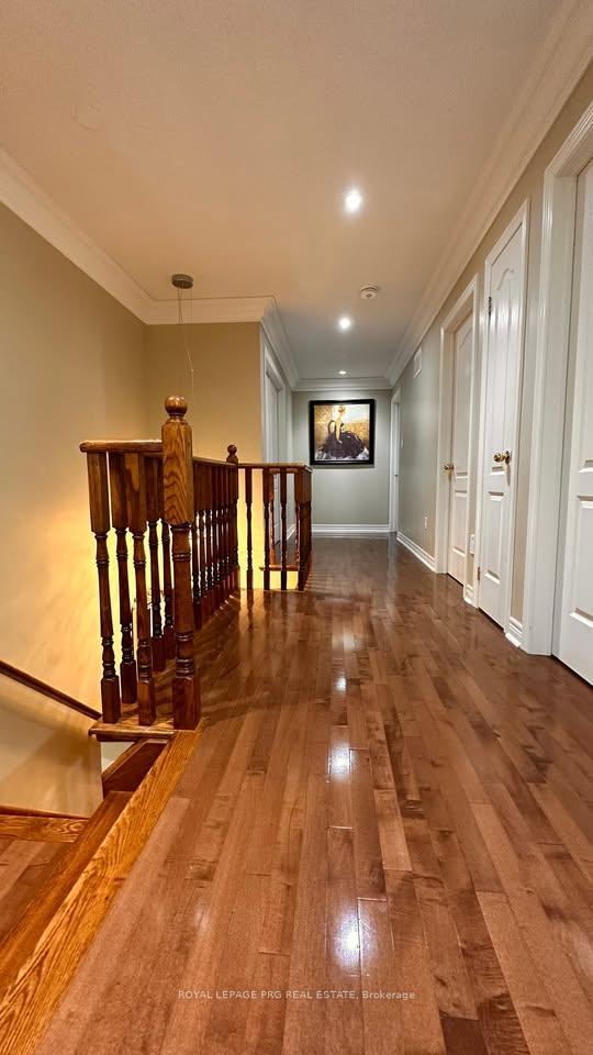 Photo 4 of Unit Upper Floor, 33 Crystal Glen Crescent, Brampton, Credit Valley — HOMEH