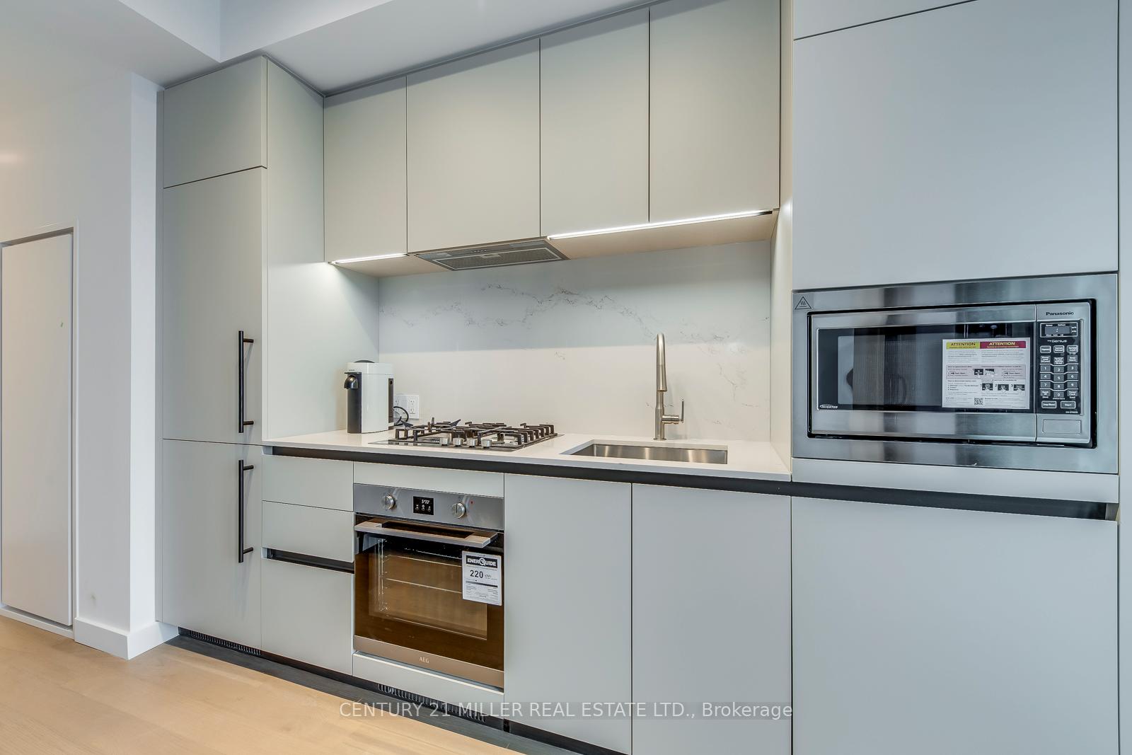 Photo 7 of Unit 307, 1720 Bayview Avenue, Toronto, Mount Pleasant East — HOMEH
