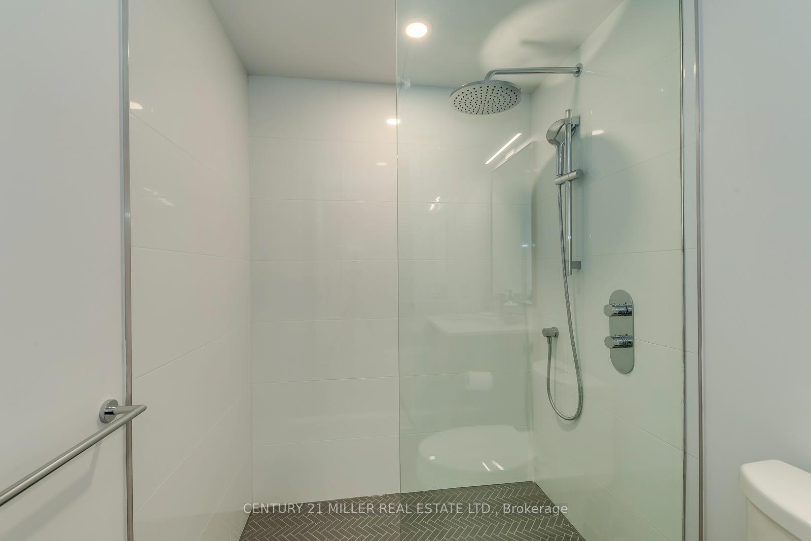 Photo 16 of Unit 307, 1720 Bayview Avenue, Toronto, Mount Pleasant East — HOMEH
