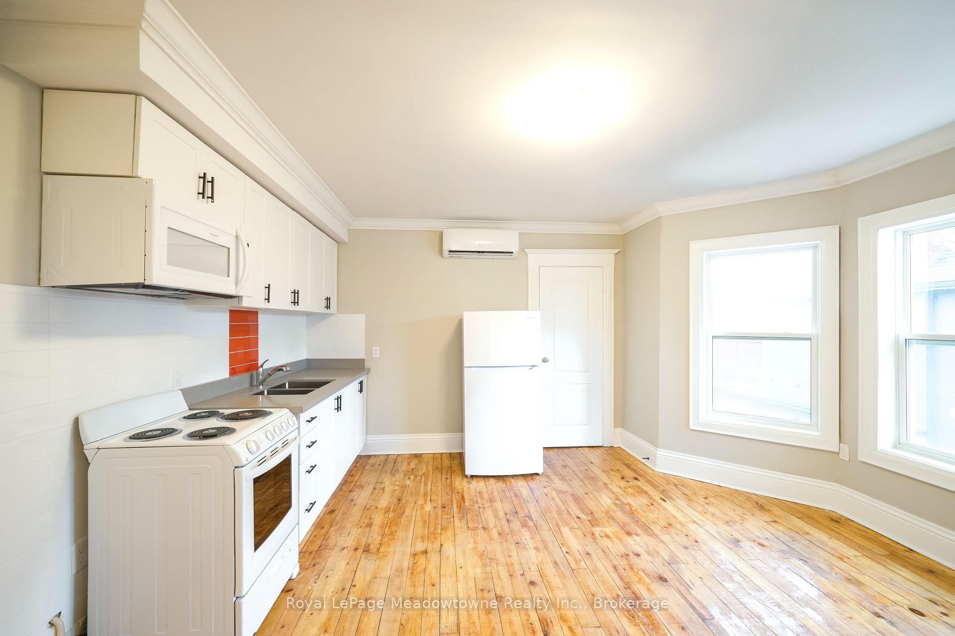 Photo 3 of Unit 2, 358 Main Street E, Milton, Old Milton — HOMEH