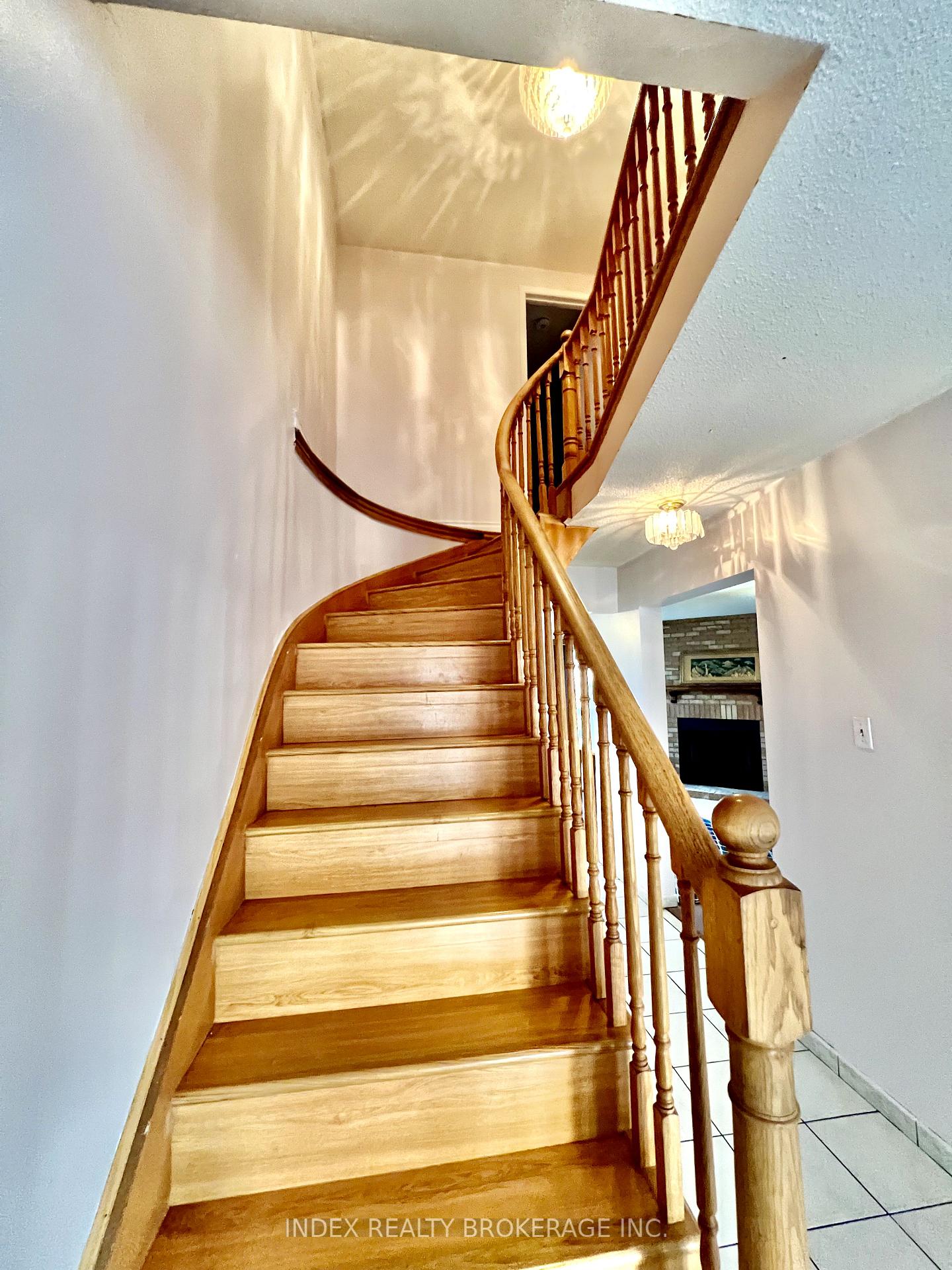 Photo 11 of 98 Torrance Wood, Brampton, Fletcher's West — HOMEH