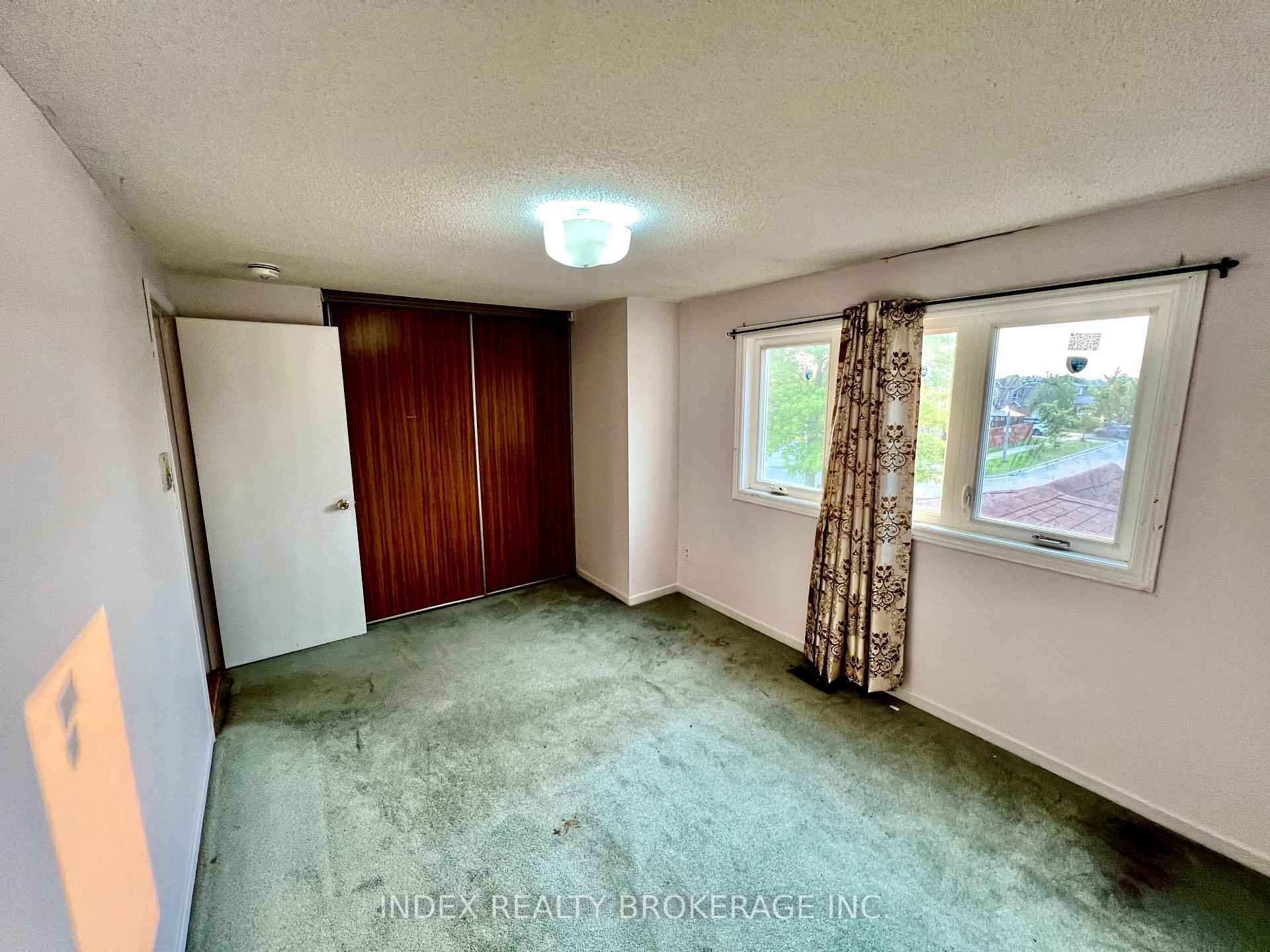 Photo 28 of 98 Torrance Wood, Brampton, Fletcher's West — HOMEH